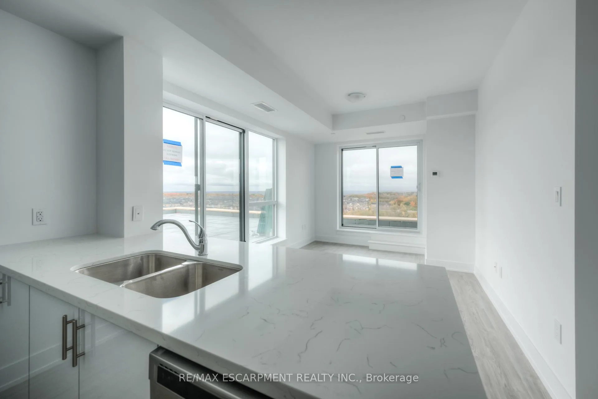 Photo 20 of Unit 909, 450 Dundas Street E, Hamilton, Waterdown — HOMEH
