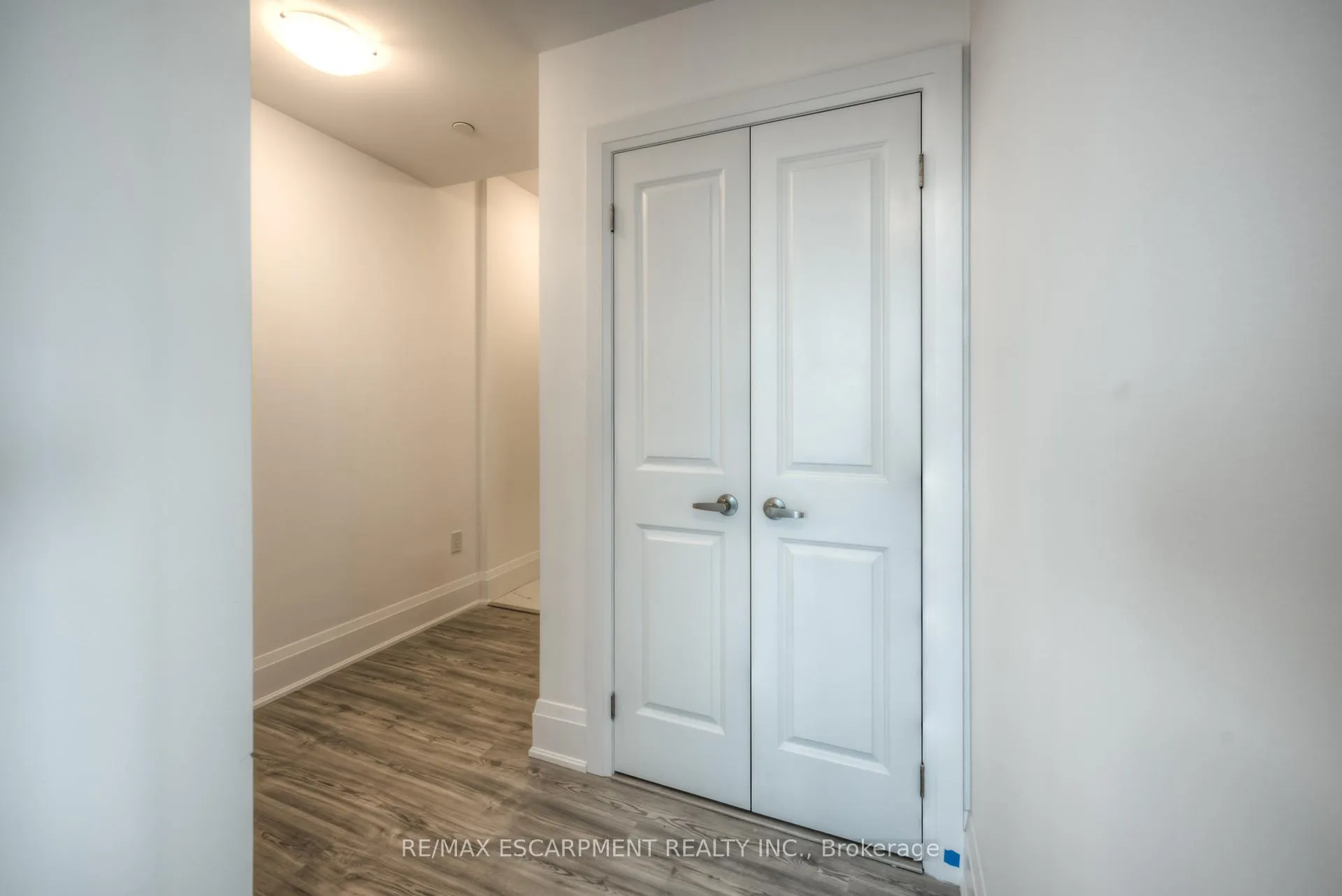 Photo 28 of Unit 909, 450 Dundas Street E, Hamilton, Waterdown — HOMEH