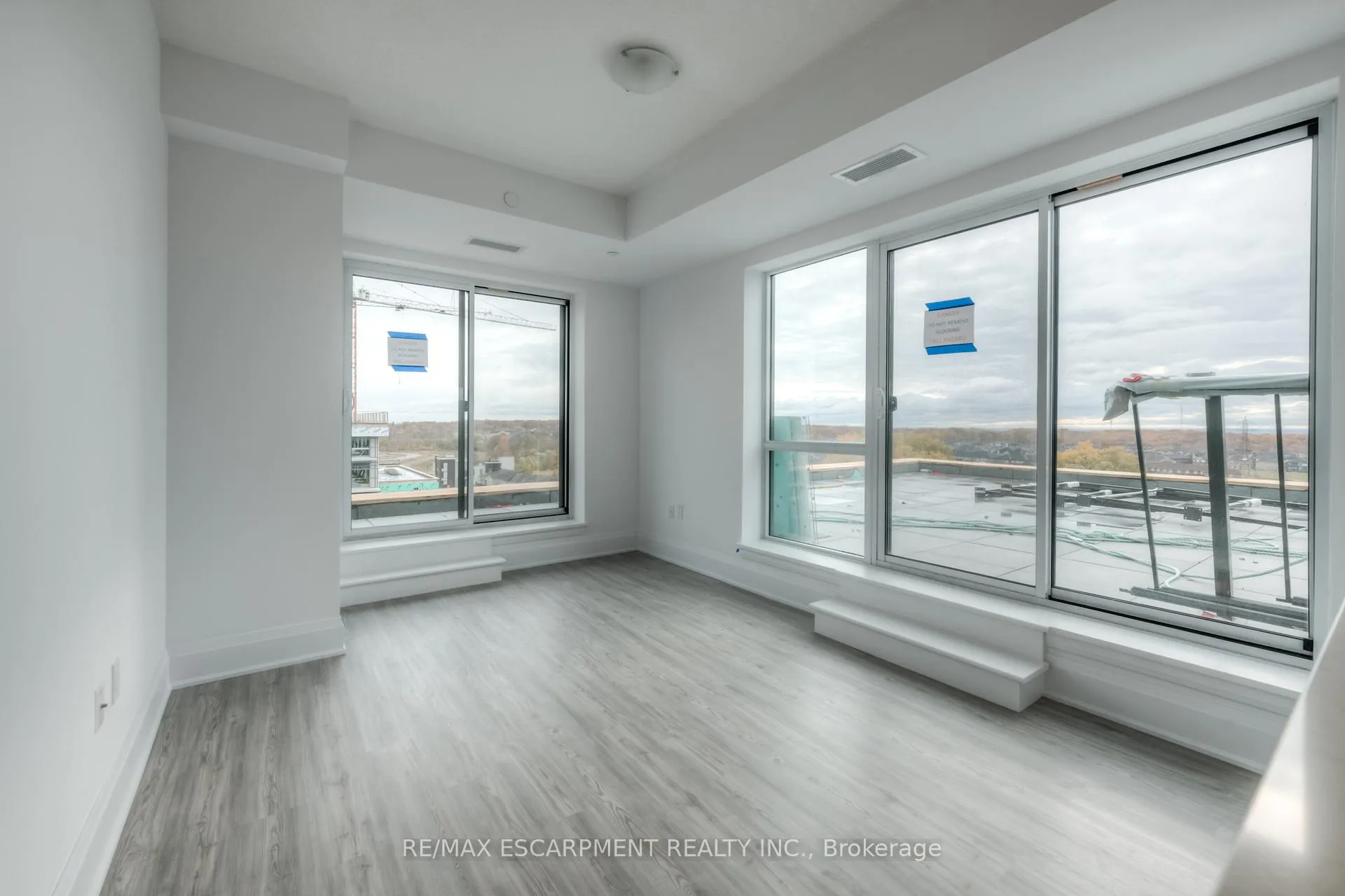 Photo 30 of Unit 909, 450 Dundas Street E, Hamilton, Waterdown — HOMEH