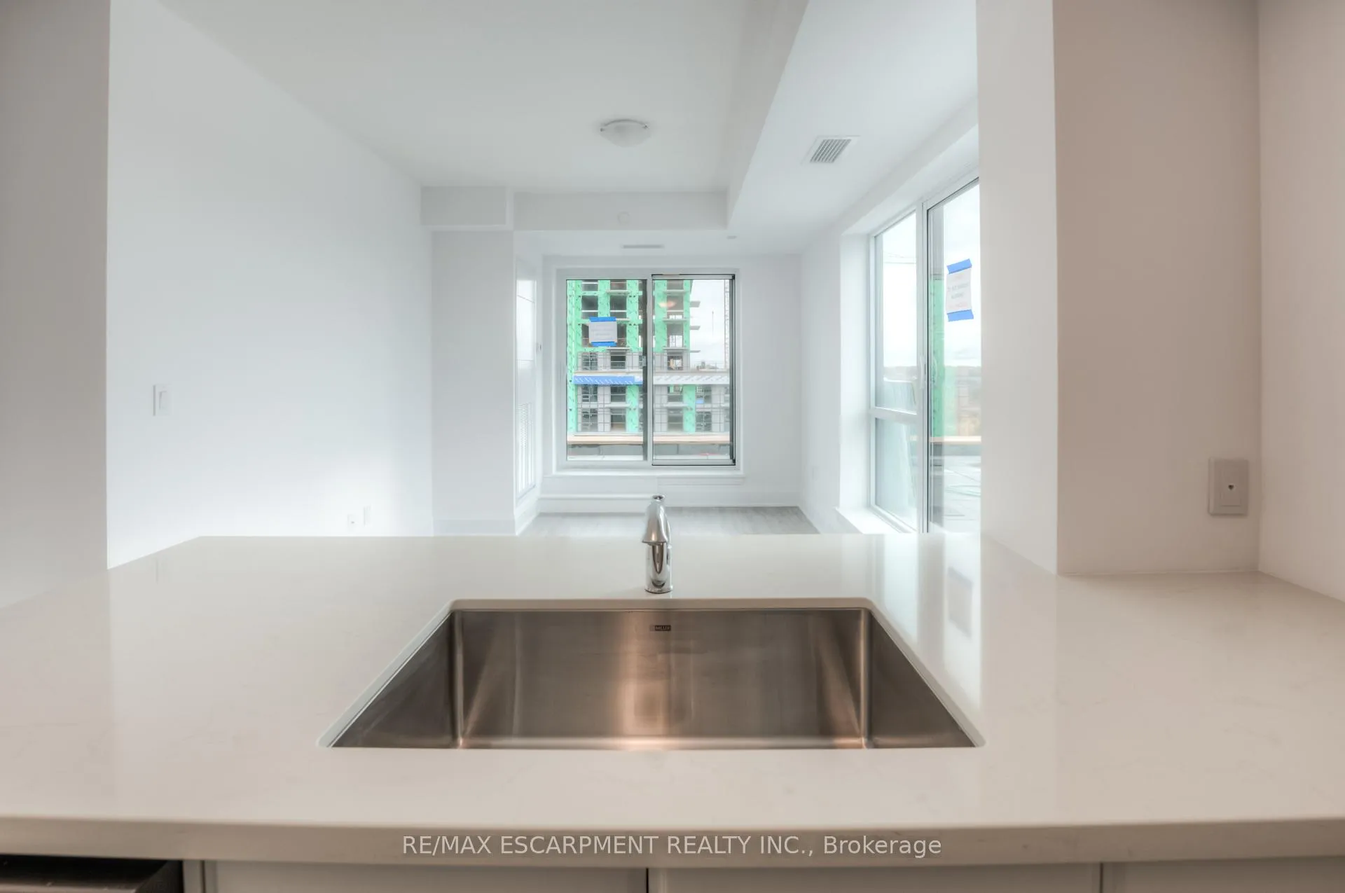 Photo 32 of Unit 909, 450 Dundas Street E, Hamilton, Waterdown — HOMEH