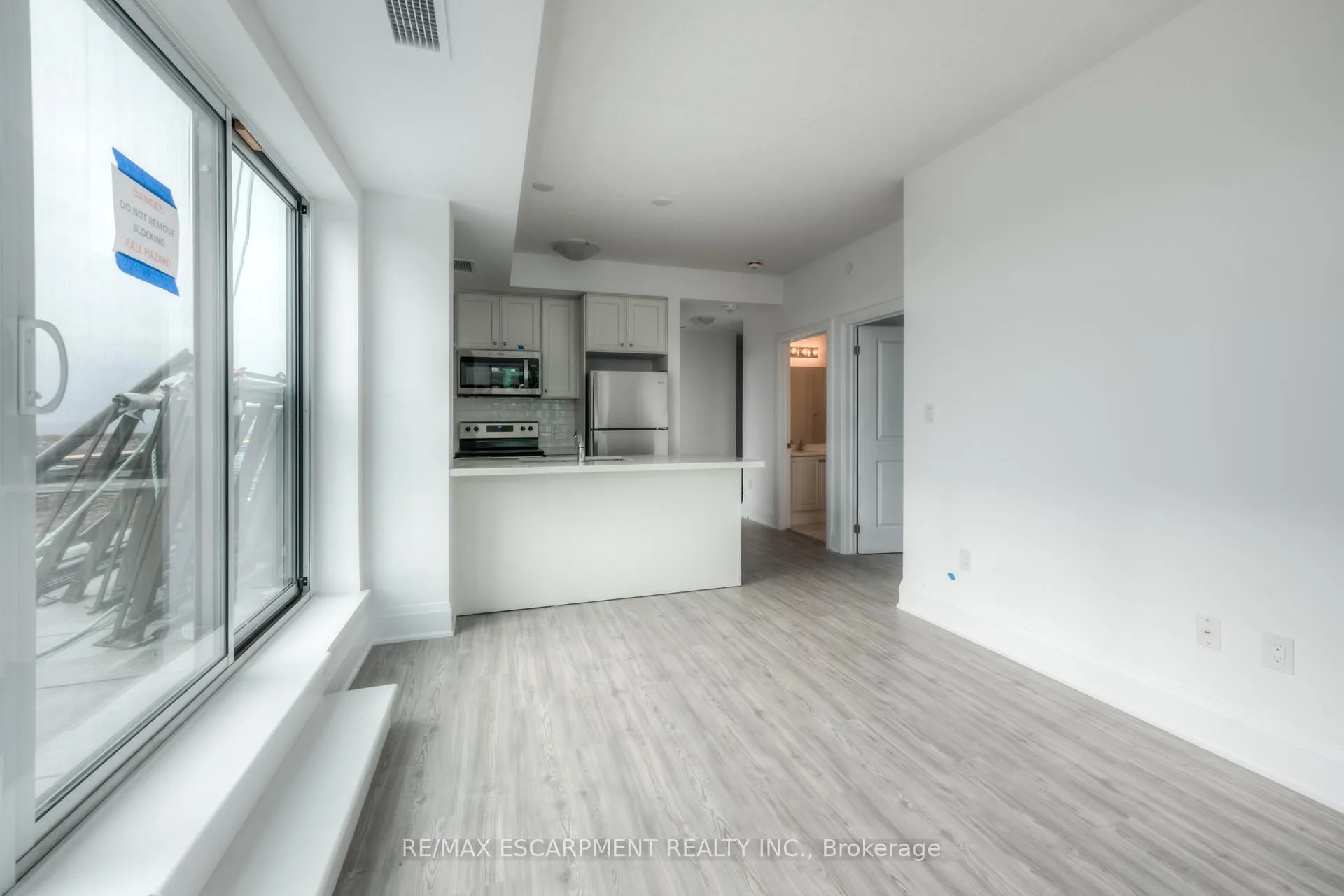 Photo 33 of Unit 909, 450 Dundas Street E, Hamilton, Waterdown — HOMEH