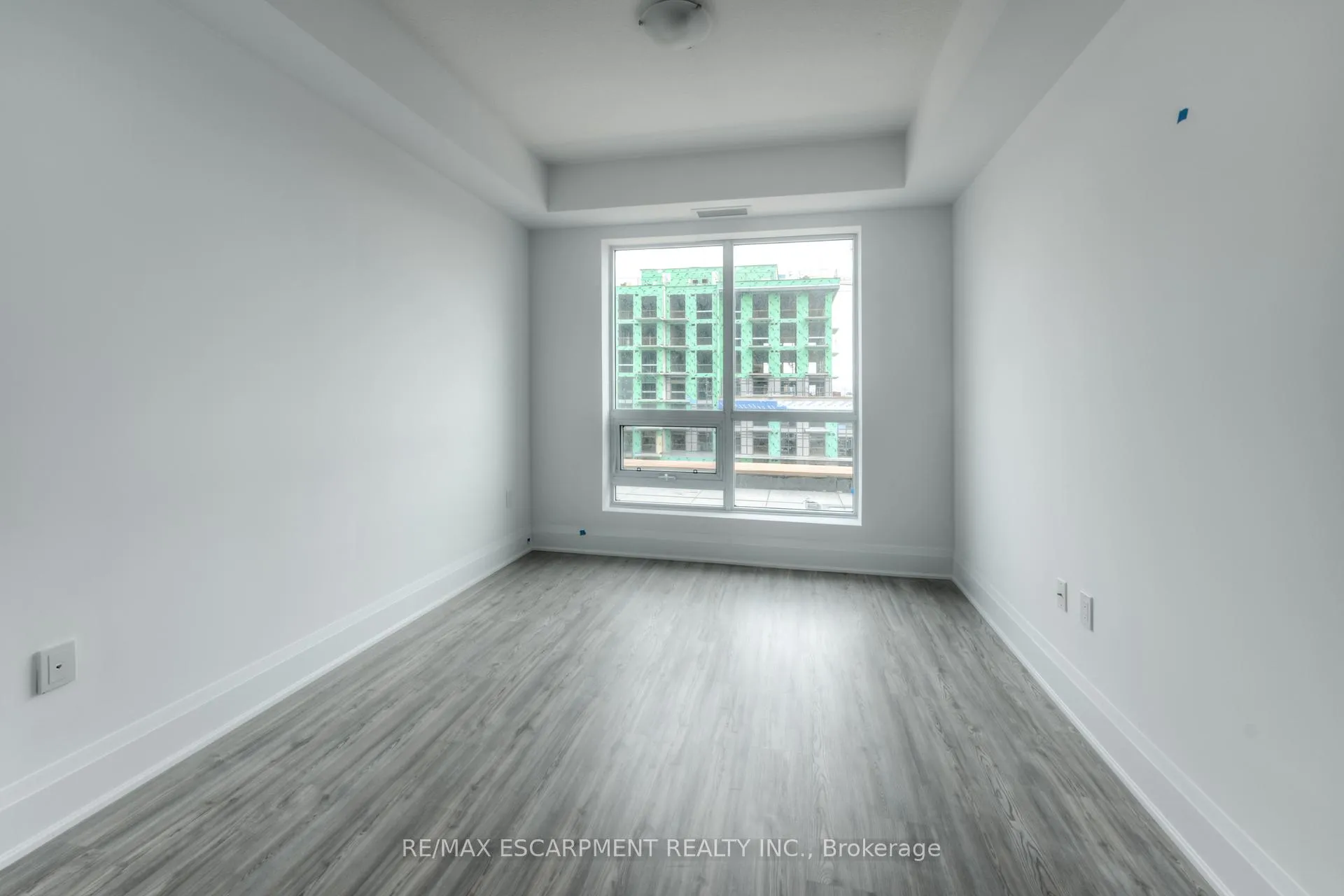 Photo 39 of Unit 909, 450 Dundas Street E, Hamilton, Waterdown — HOMEH