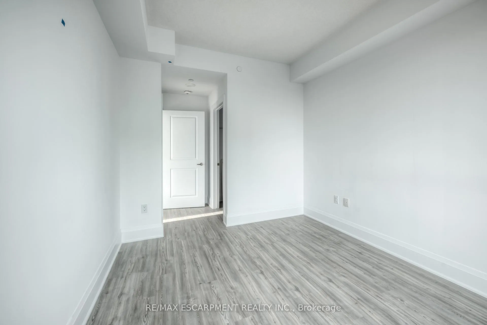 Photo 40 of Unit 909, 450 Dundas Street E, Hamilton, Waterdown — HOMEH