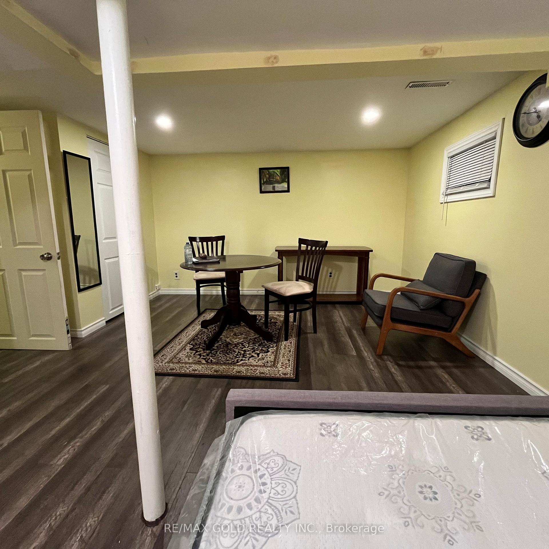 Photo 2 of Unit Basemnt, 68 Fleetwood Crescent, Brampton, Southgate — HOMEH