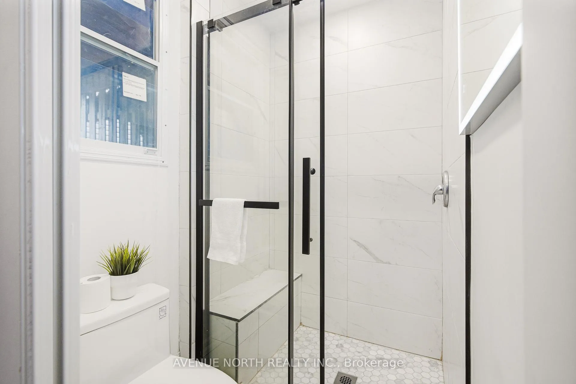 Photo 10 of 101 Templeton Street, Ottawa, Sandy Hill — HOMEH