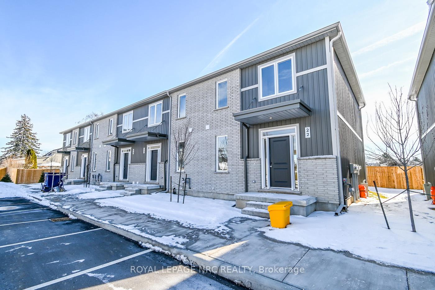 Photo 1 of Unit 22, 121A Moffatt Street, St. Catharines, Oakdale — HOMEH