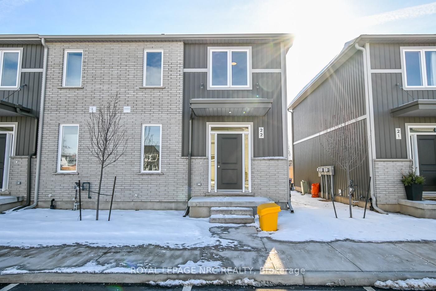 Photo 2 of Unit 22, 121A Moffatt Street, St. Catharines, Oakdale — HOMEH