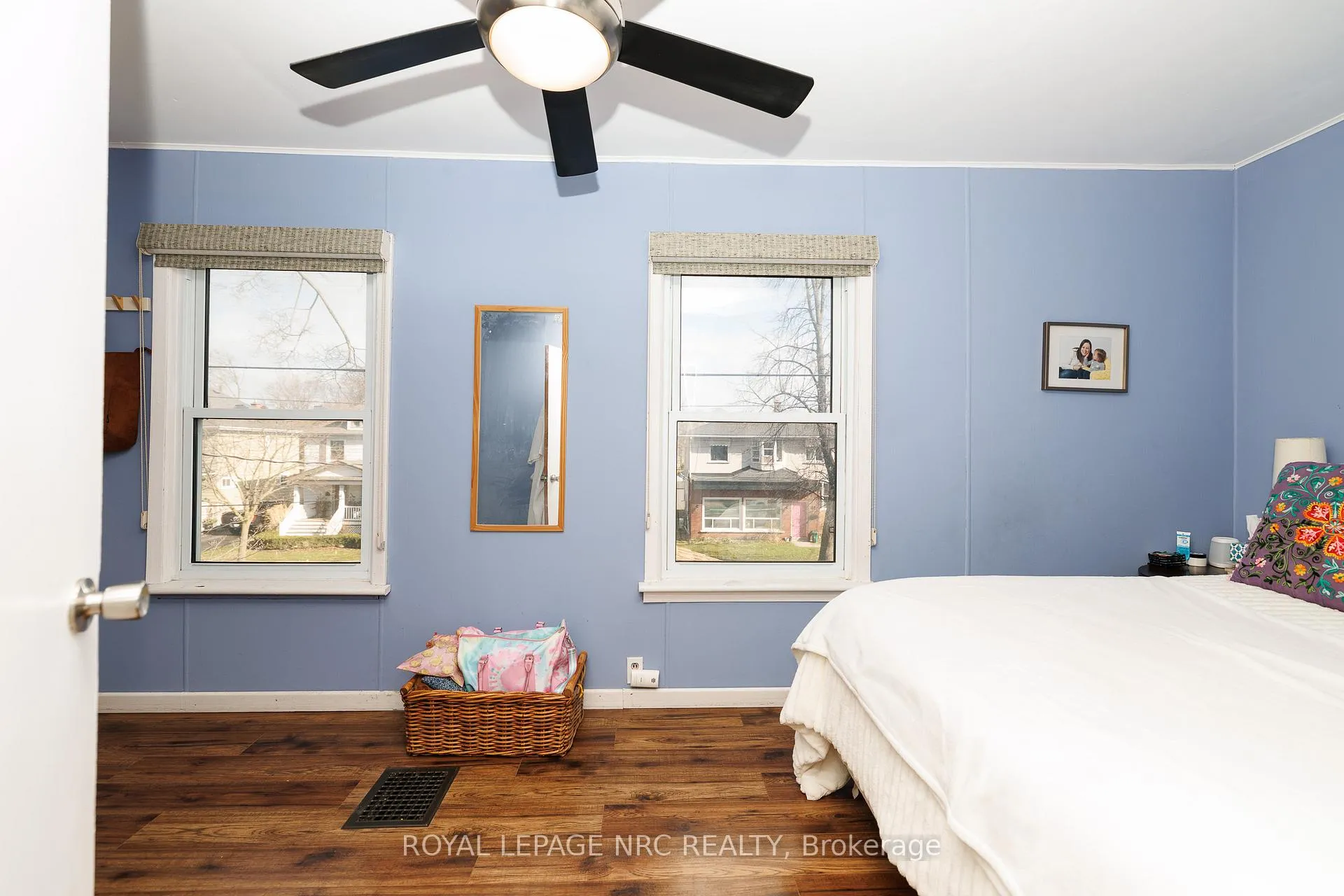 Photo 16 of 78 Russell Avenue, St. Catharines, Downtown — HOMEH