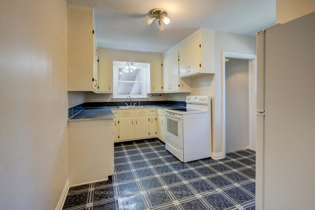 Photo 6 of 11 Porter Avenue, Belleville, Belleville Ward — HOMEH