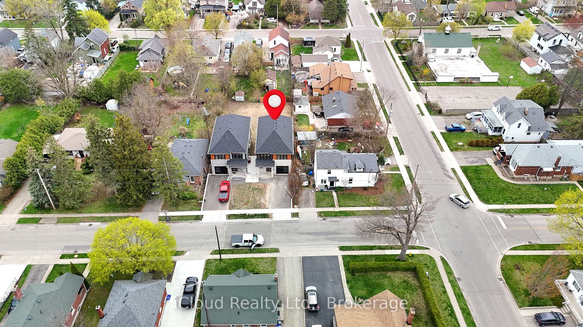 Photo 8 of 46 Lowell Street N, Cambridge — HOMEH