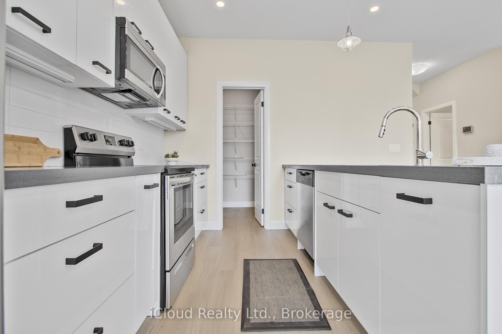 Photo 16 of 46 Lowell Street N, Cambridge — HOMEH