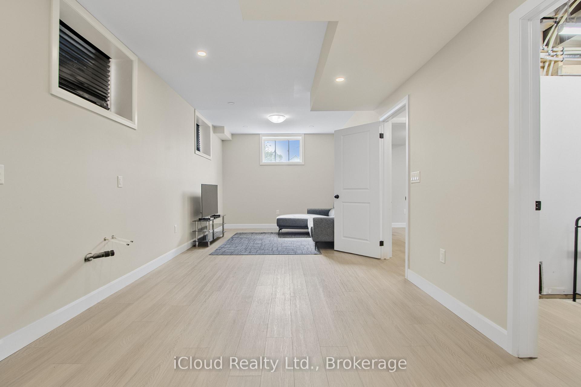 Photo 31 of 46 Lowell Street N, Cambridge — HOMEH