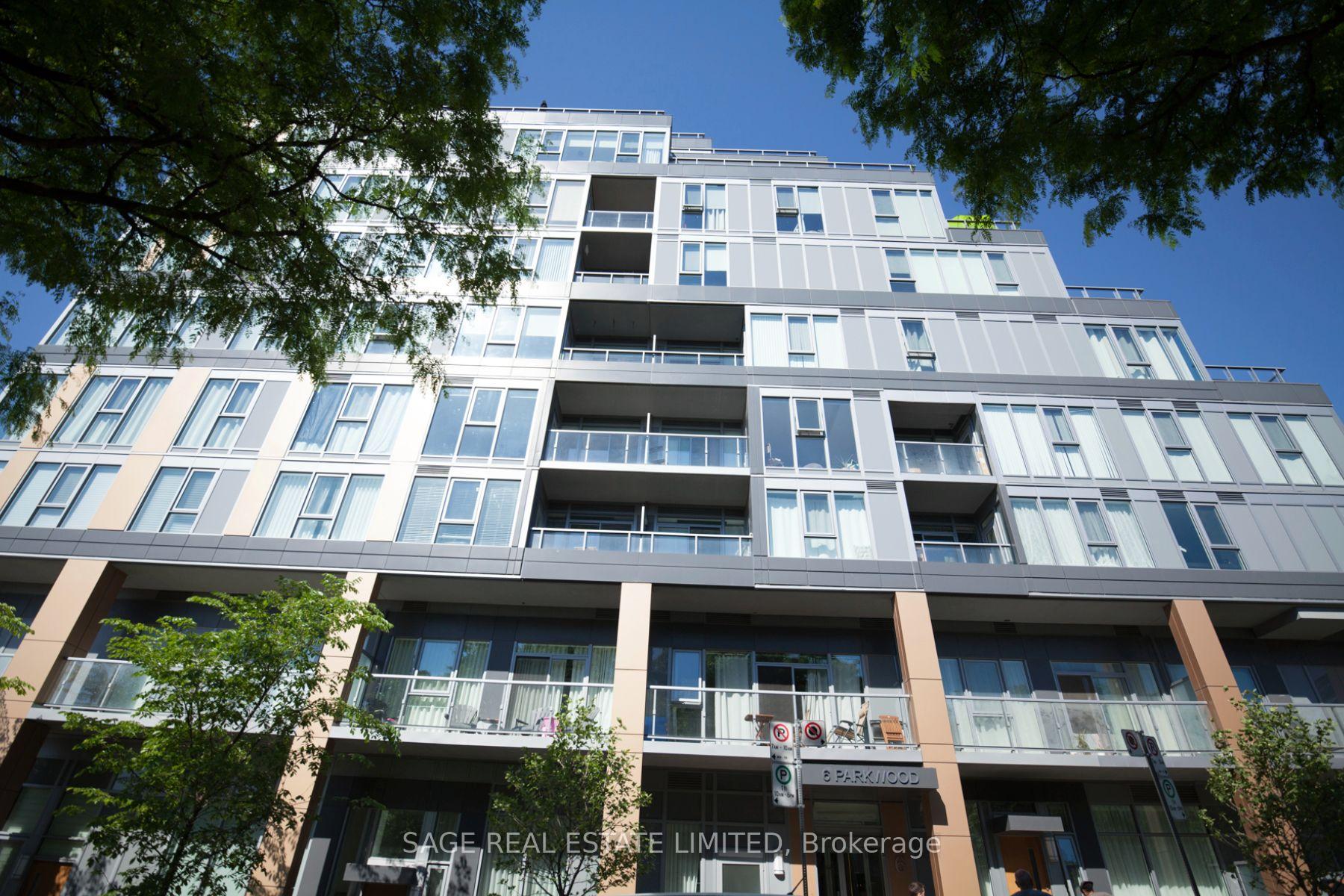 Front of Unit 407, 6 Parkwood Avenue