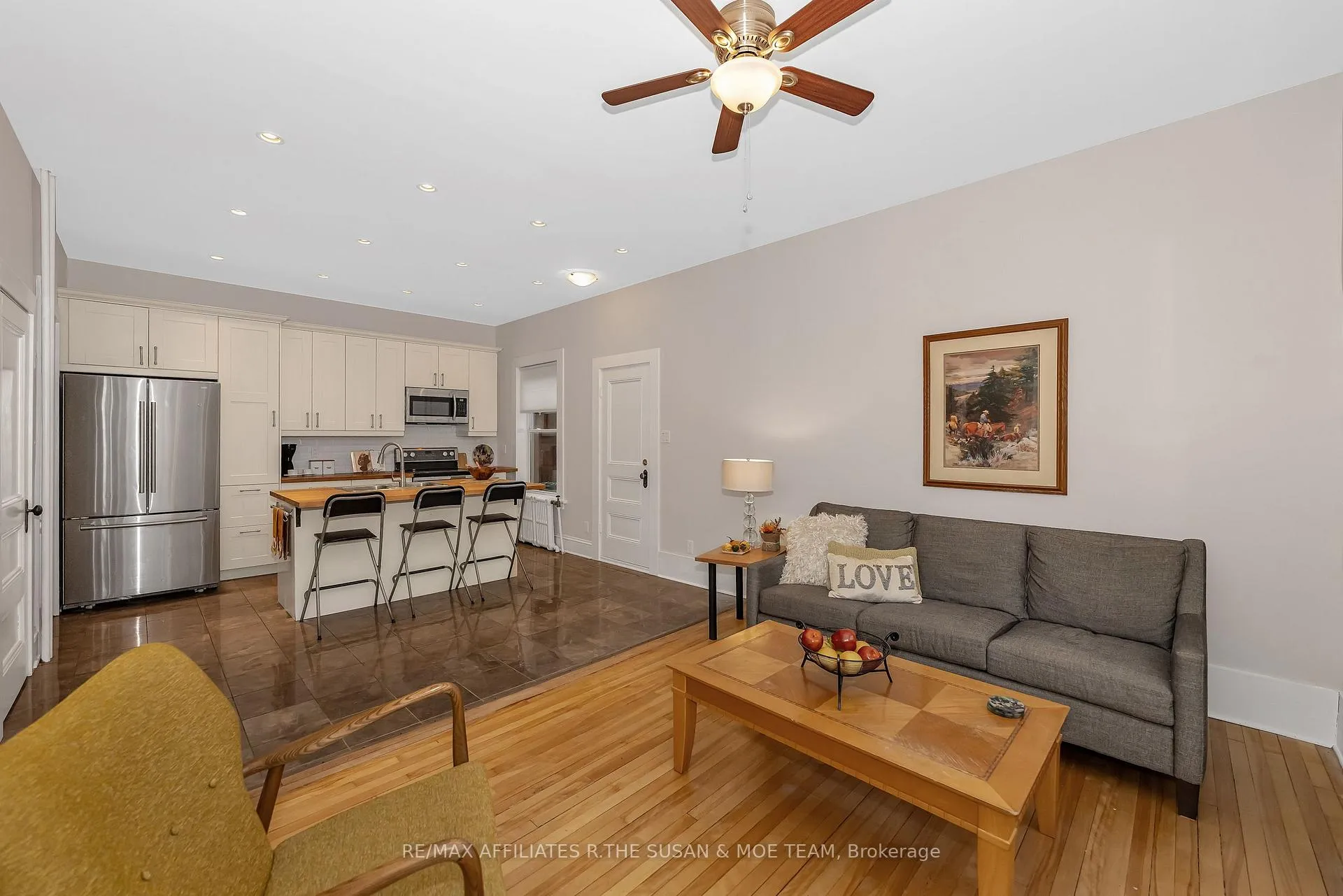 Photo 4 of 194 Augusta Street, Ottawa, Sandy Hill — HOMEH