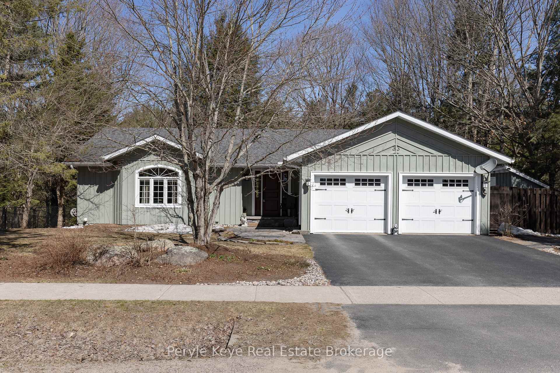 Front of 33 Meadow Heights Drive