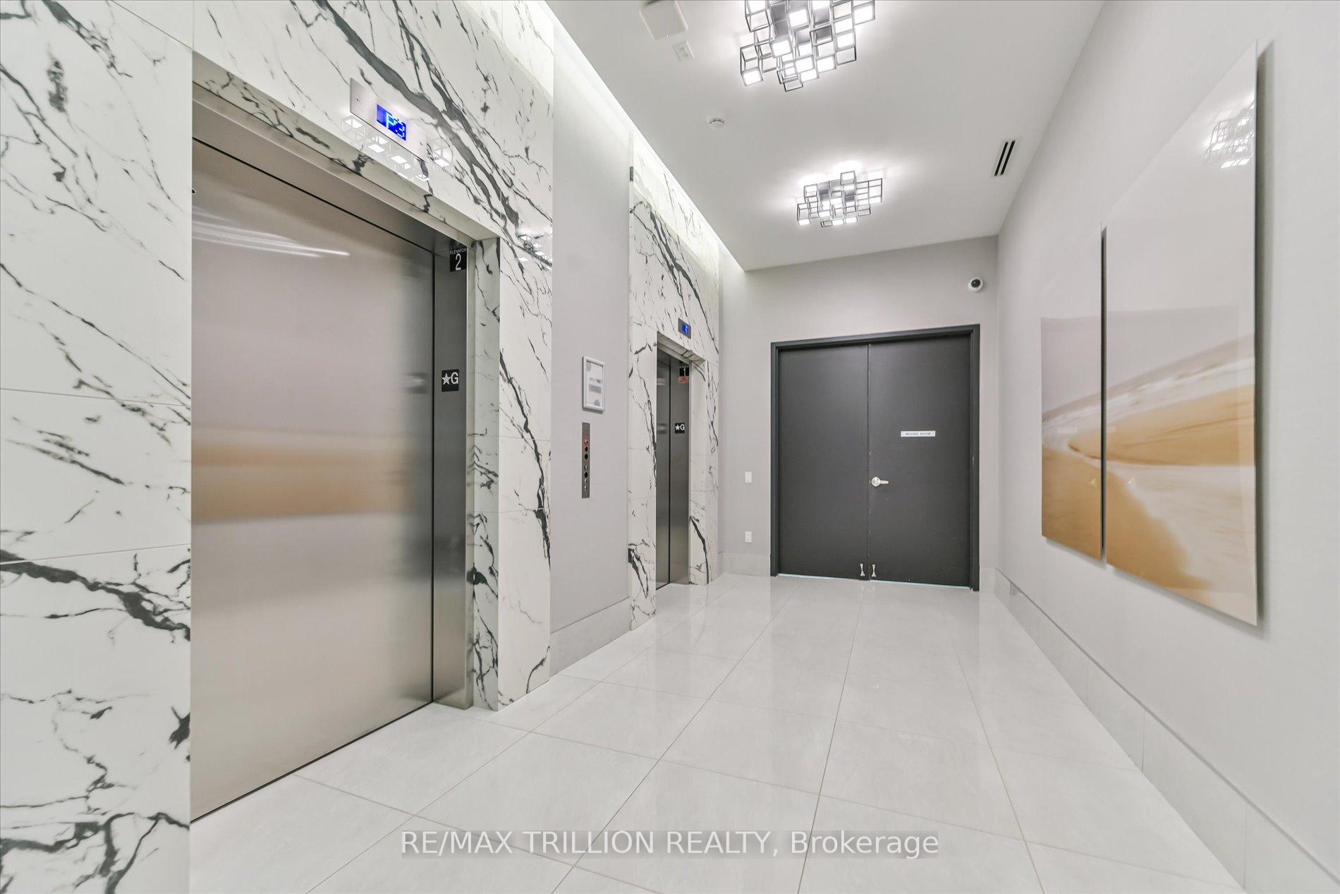 Photo 6 of Unit 801, 250 Lawrence Avenue W, Toronto, Lawrence Park North — HOMEH