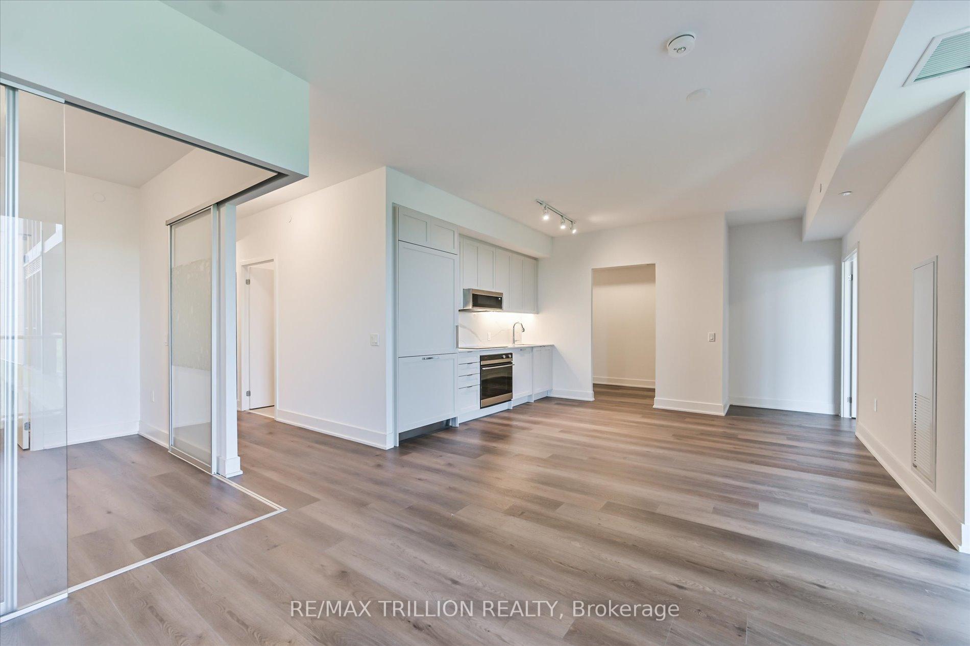 Photo 13 of Unit 801, 250 Lawrence Avenue W, Toronto, Lawrence Park North — HOMEH