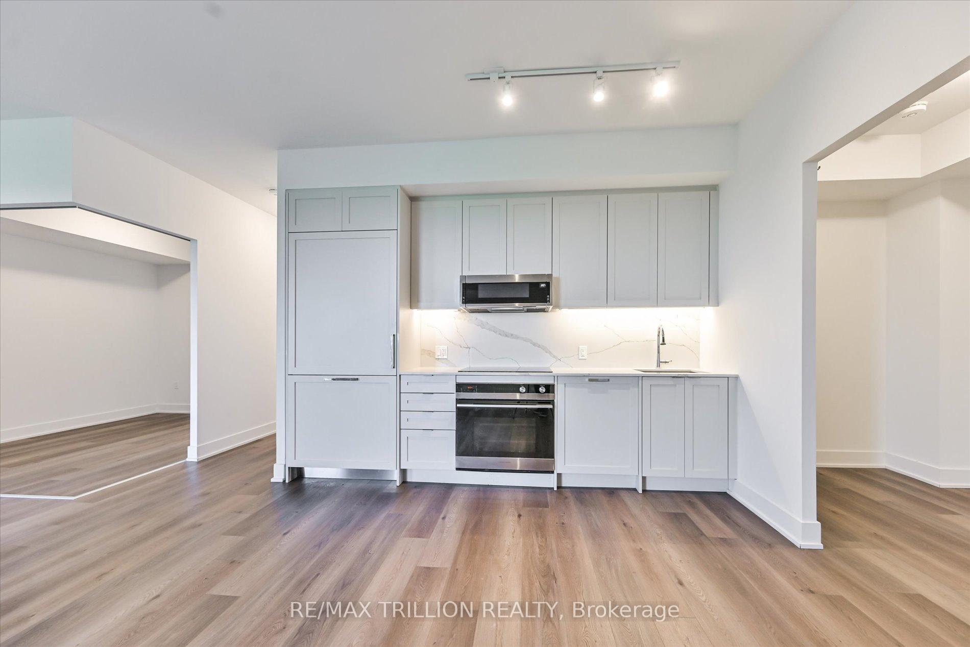 Photo 15 of Unit 801, 250 Lawrence Avenue W, Toronto, Lawrence Park North — HOMEH