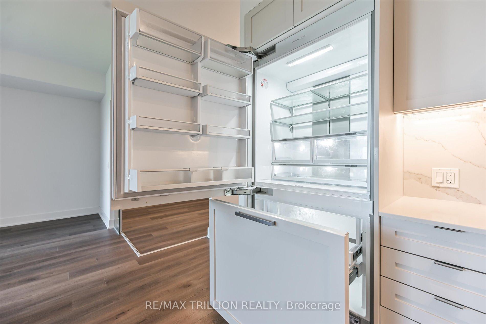 Photo 18 of Unit 801, 250 Lawrence Avenue W, Toronto, Lawrence Park North — HOMEH