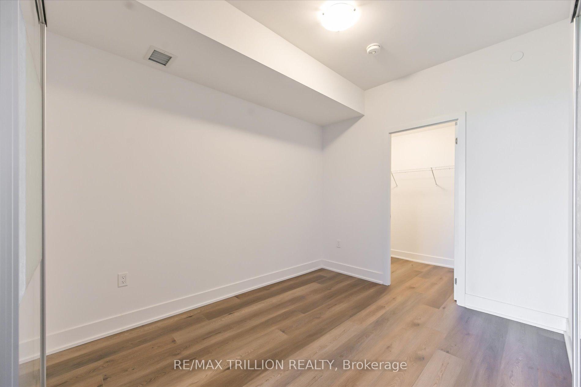 Photo 25 of Unit 801, 250 Lawrence Avenue W, Toronto, Lawrence Park North — HOMEH