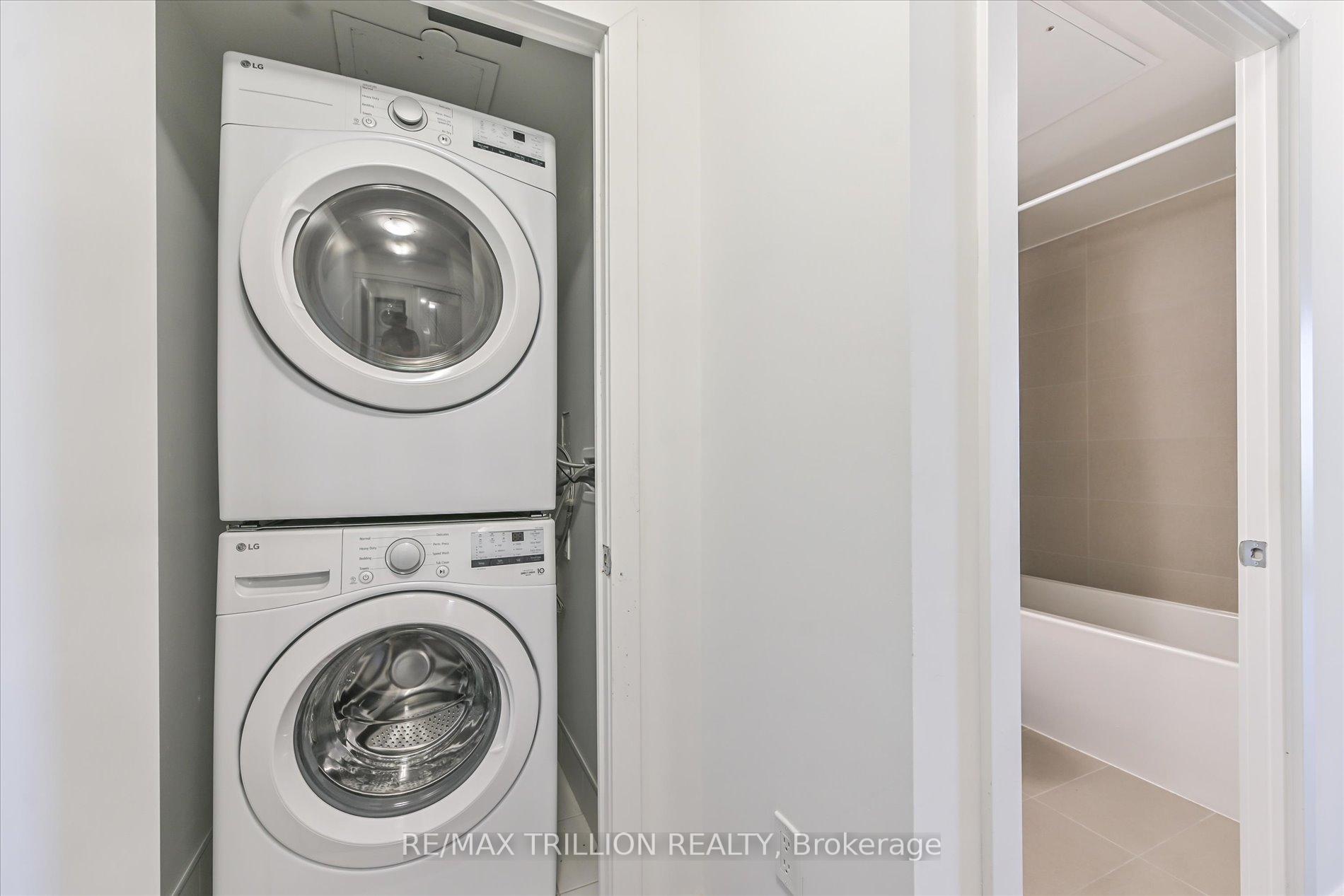 Photo 29 of Unit 801, 250 Lawrence Avenue W, Toronto, Lawrence Park North — HOMEH