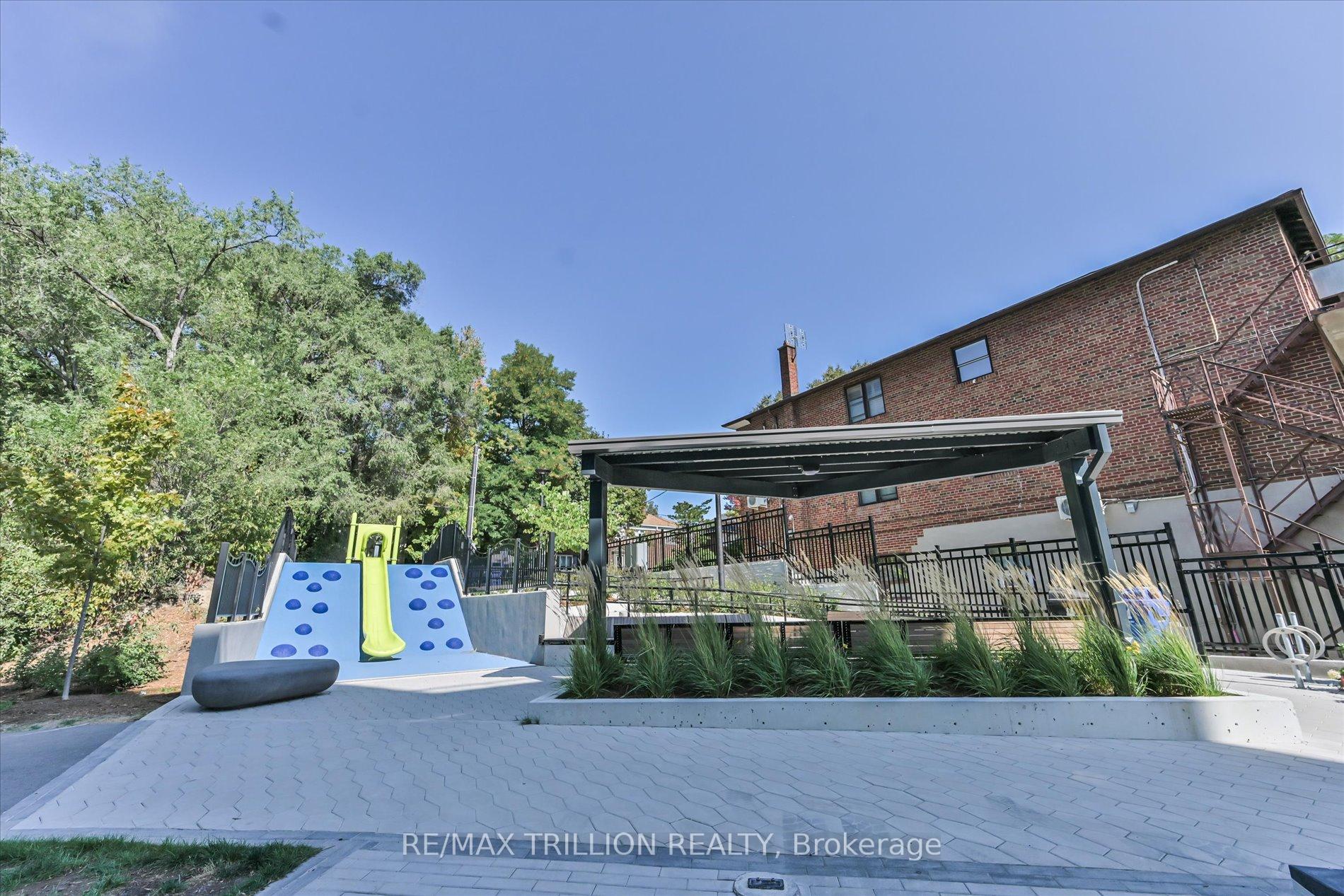 Photo 37 of Unit 801, 250 Lawrence Avenue W, Toronto, Lawrence Park North — HOMEH