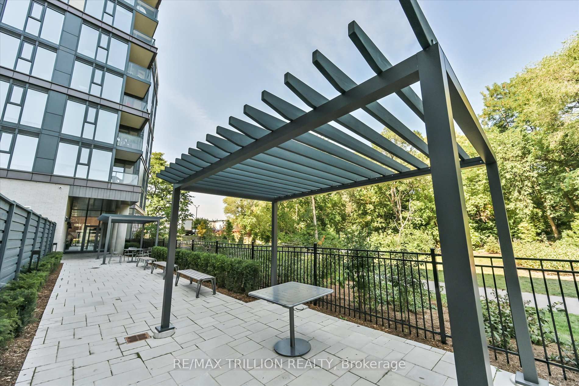 Photo 38 of Unit 801, 250 Lawrence Avenue W, Toronto, Lawrence Park North — HOMEH