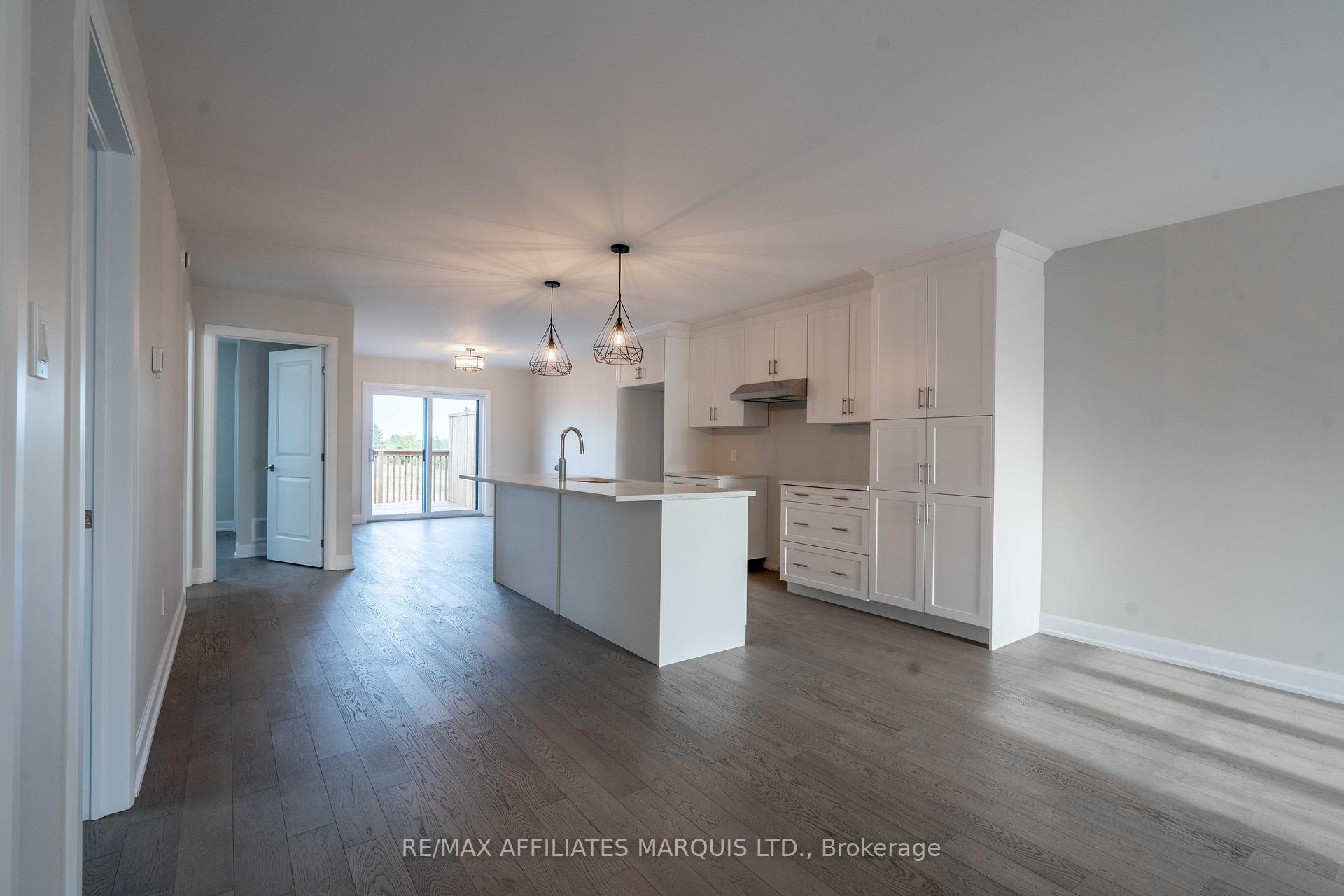 Photo 4 of 112 Woodland Drive, Cornwall — HOMEH