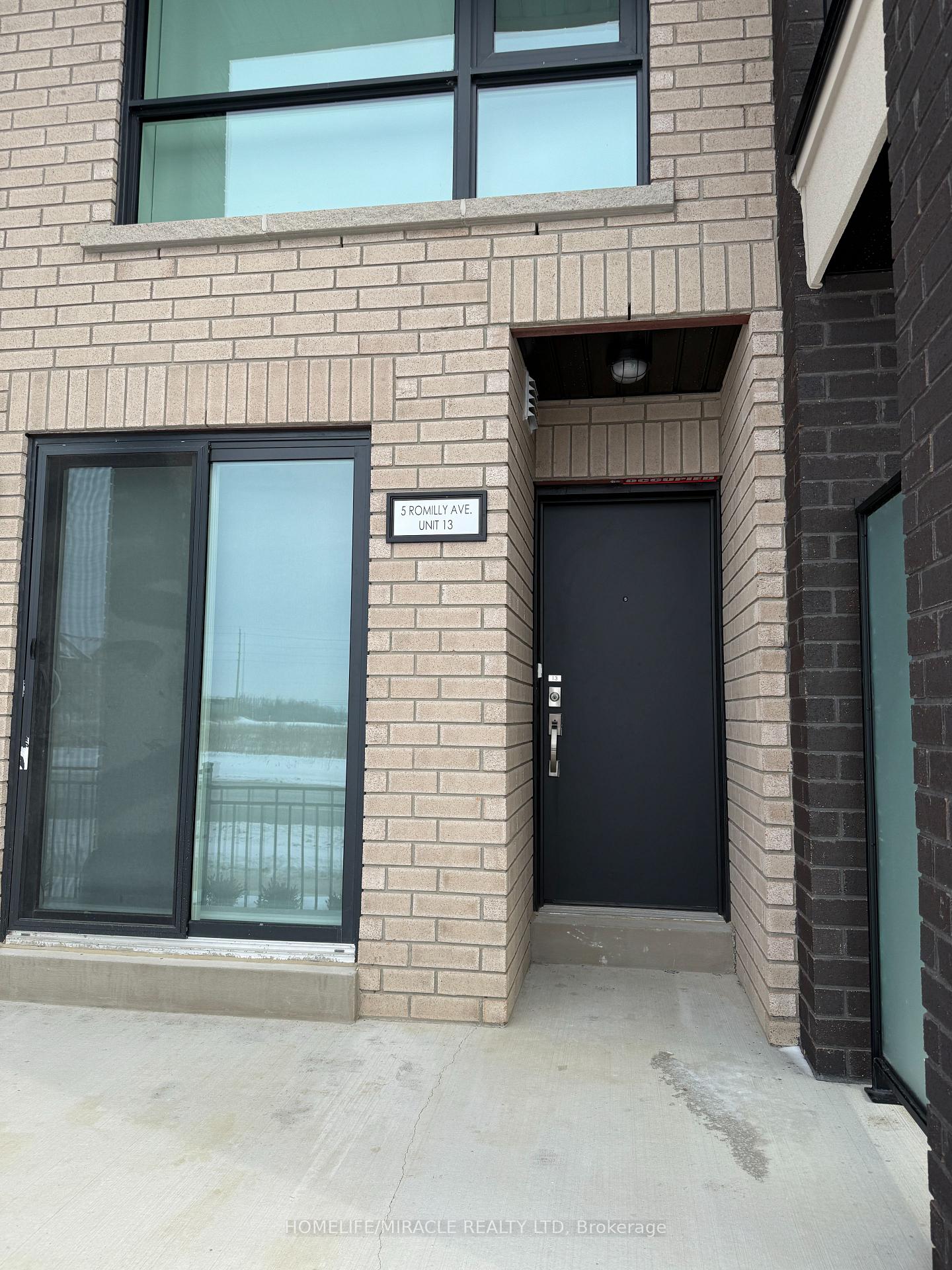 Photo 1 of Unit 13, 5 Romilly Avenue, Brampton, Northwest Brampton — HOMEH