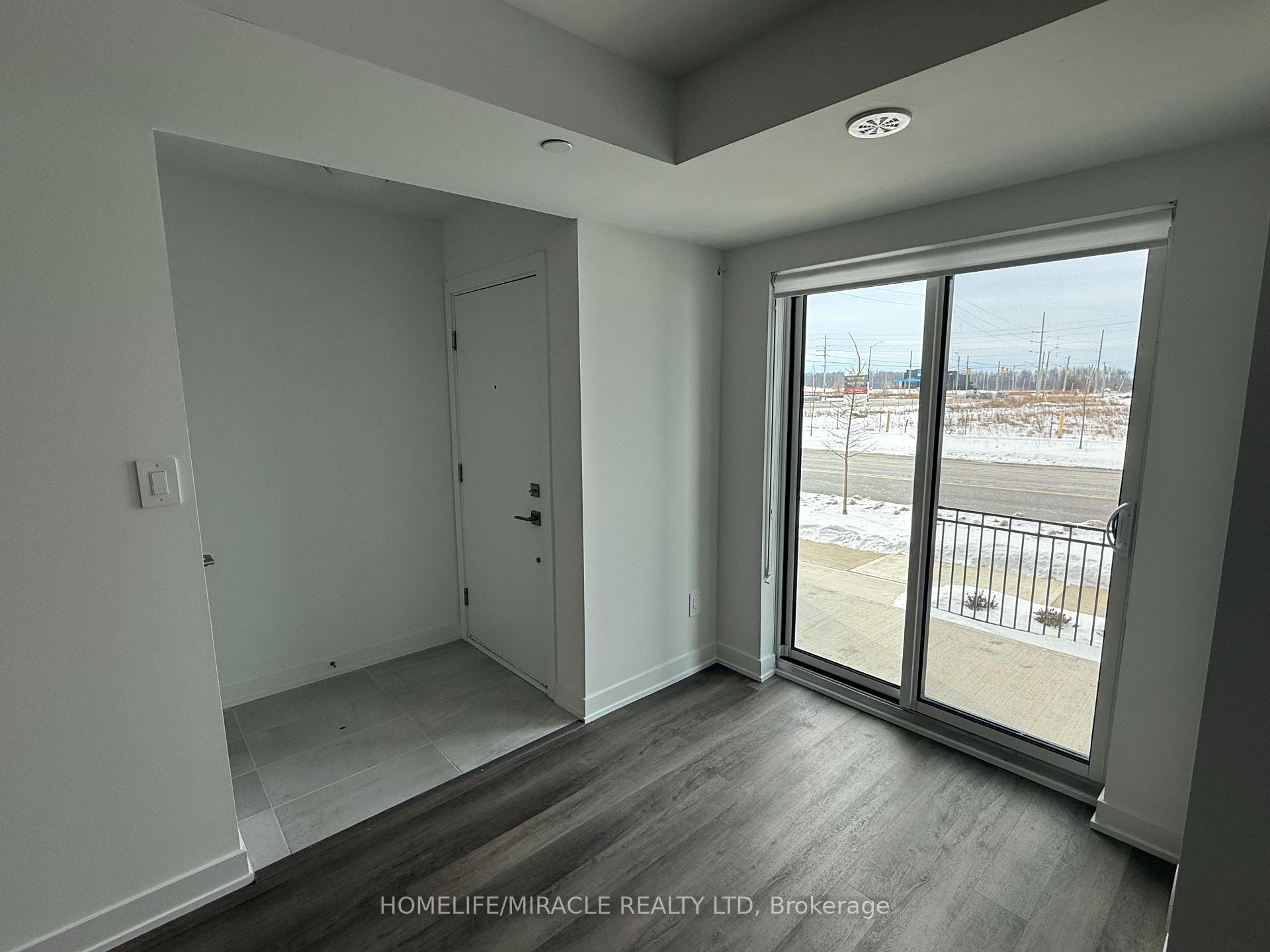Photo 6 of Unit 13, 5 Romilly Avenue, Brampton, Northwest Brampton — HOMEH