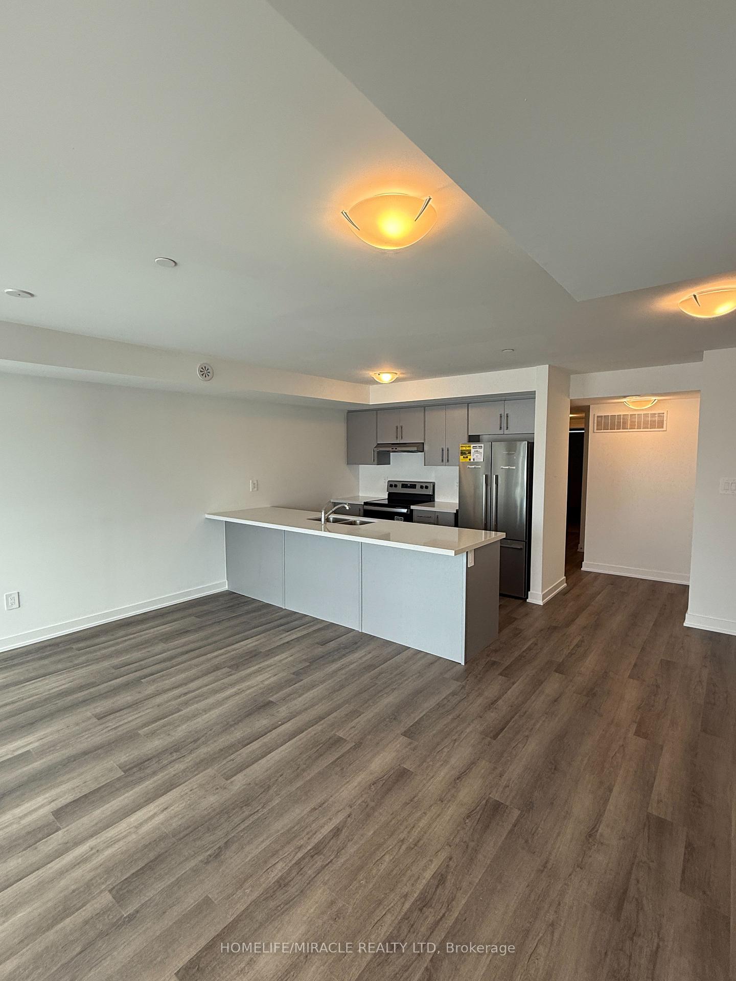 Photo 11 of Unit 13, 5 Romilly Avenue, Brampton, Northwest Brampton — HOMEH
