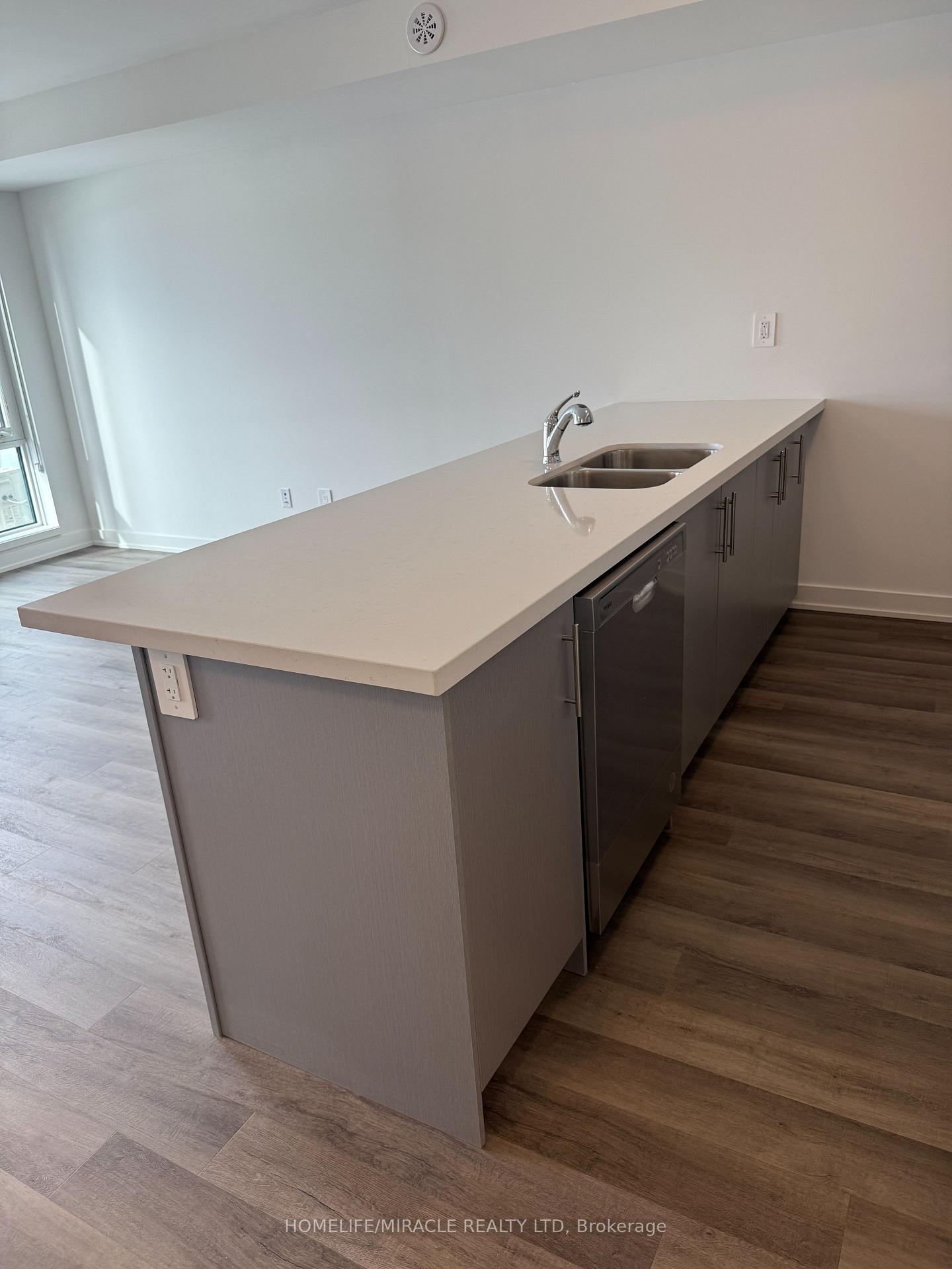 Photo 14 of Unit 13, 5 Romilly Avenue, Brampton, Northwest Brampton — HOMEH