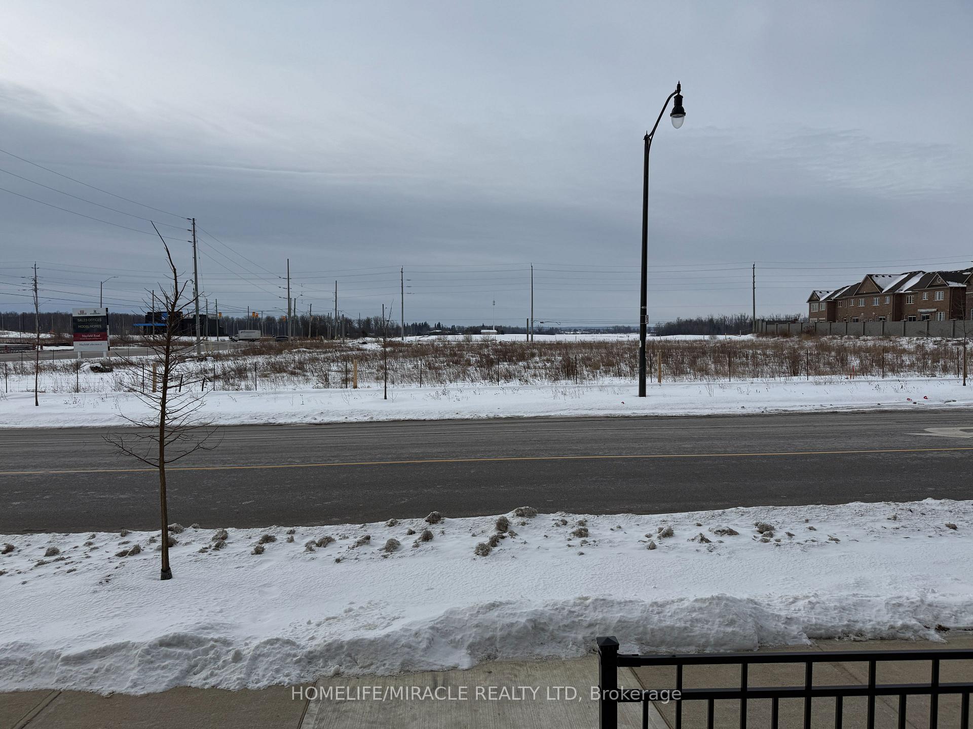 Photo 31 of Unit 13, 5 Romilly Avenue, Brampton, Northwest Brampton — HOMEH