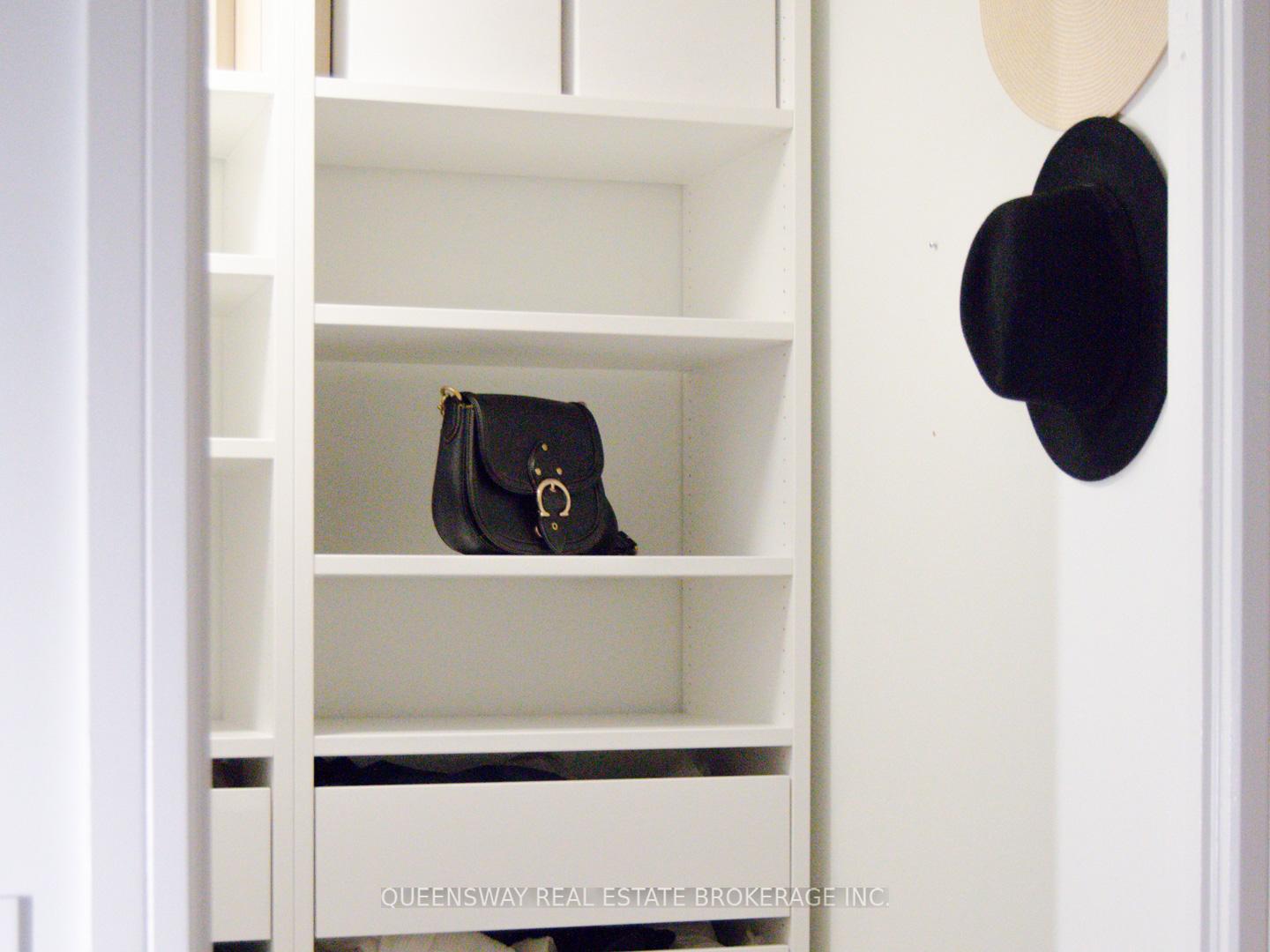 Photo 3 of Unit 122, 35 Brian Peck Crescent, Toronto, Thorncliffe Park — HOMEH