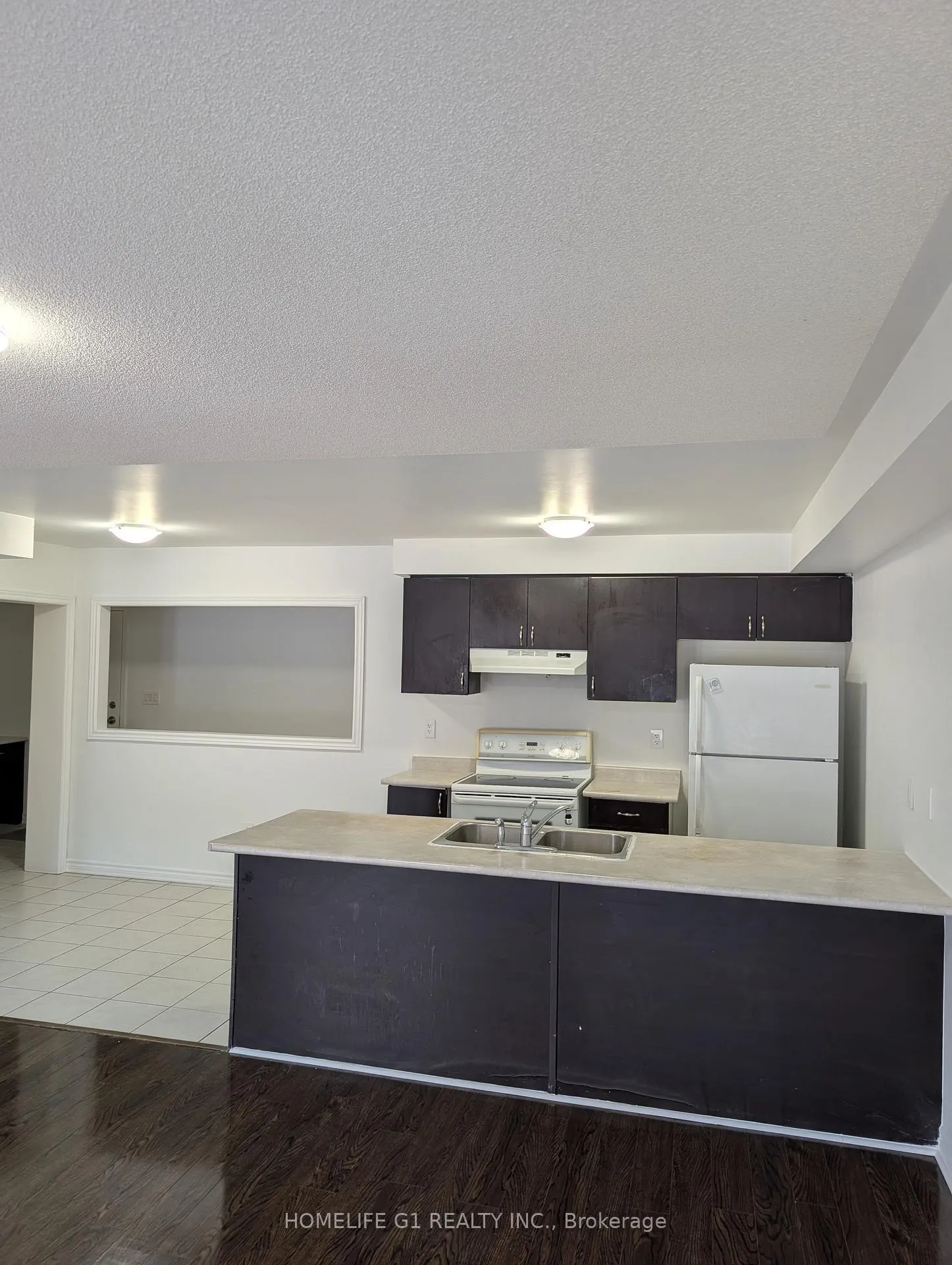 Photo 3 of Unit 91, 200 Veterans Drive, Brampton, Northwest Brampton — HOMEH