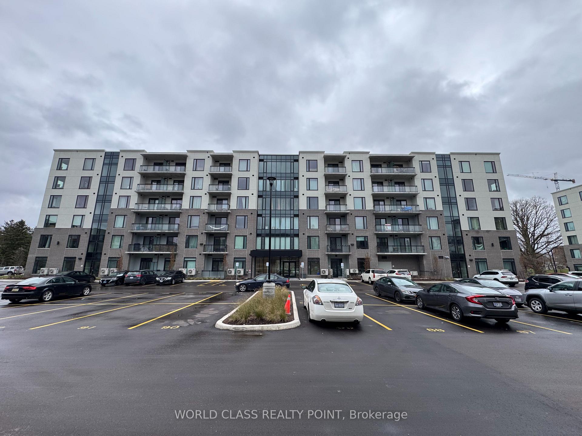 Front of Unit 609, 107 Roger Street