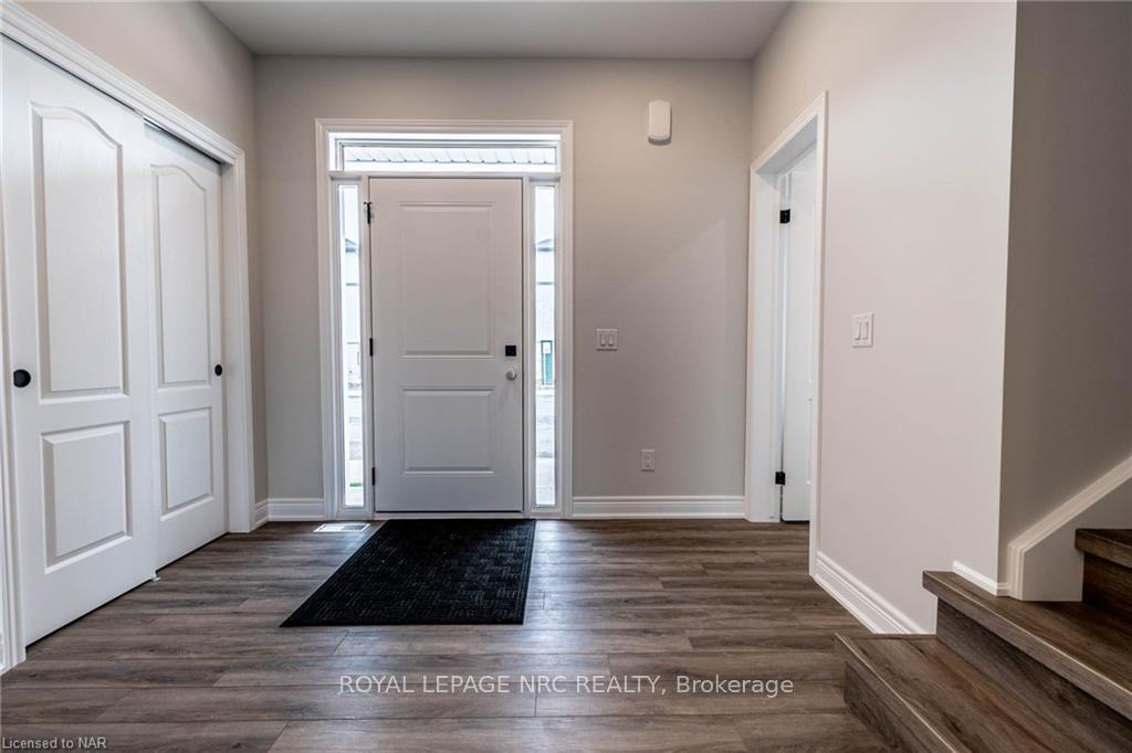 Photo 5 of Unit 8, 121A Moffatt Street, St. Catharines, Oakdale — HOMEH
