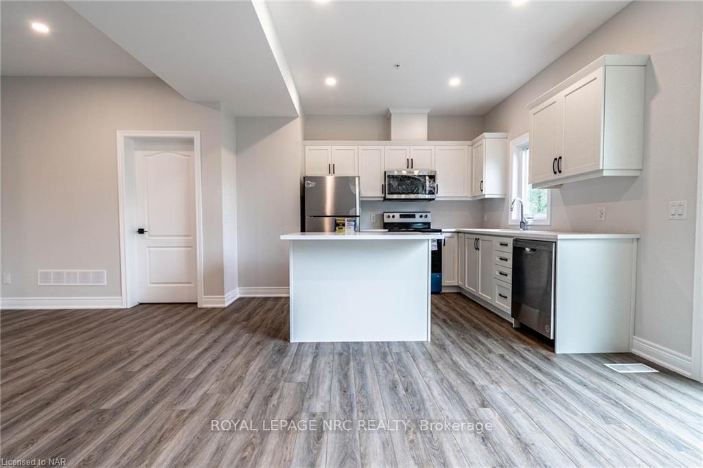 Photo 16 of Unit 8, 121A Moffatt Street, St. Catharines, Oakdale — HOMEH