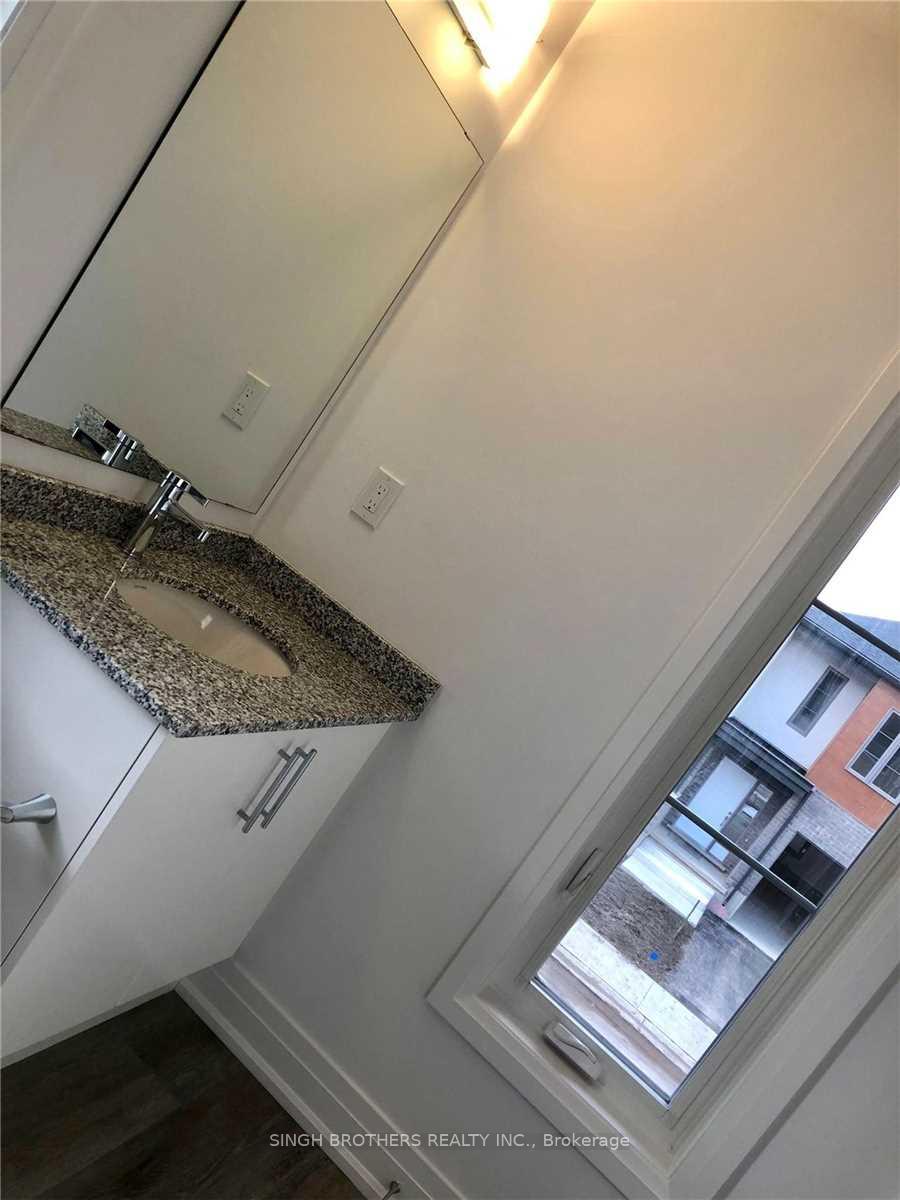 Photo 16 of 53 Steele Crescent, Guelph, St. Patrick's Ward — HOMEH