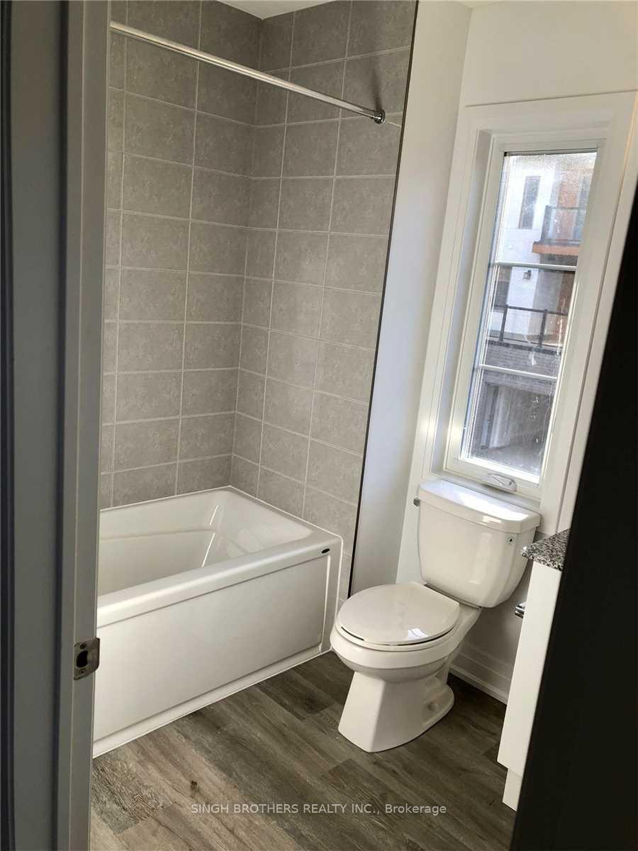 Photo 17 of 53 Steele Crescent, Guelph, St. Patrick's Ward — HOMEH