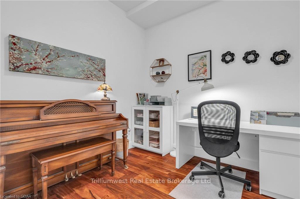 Photo 8 of Unit 302, 15 Devitt Avenue S, Waterloo — HOMEH