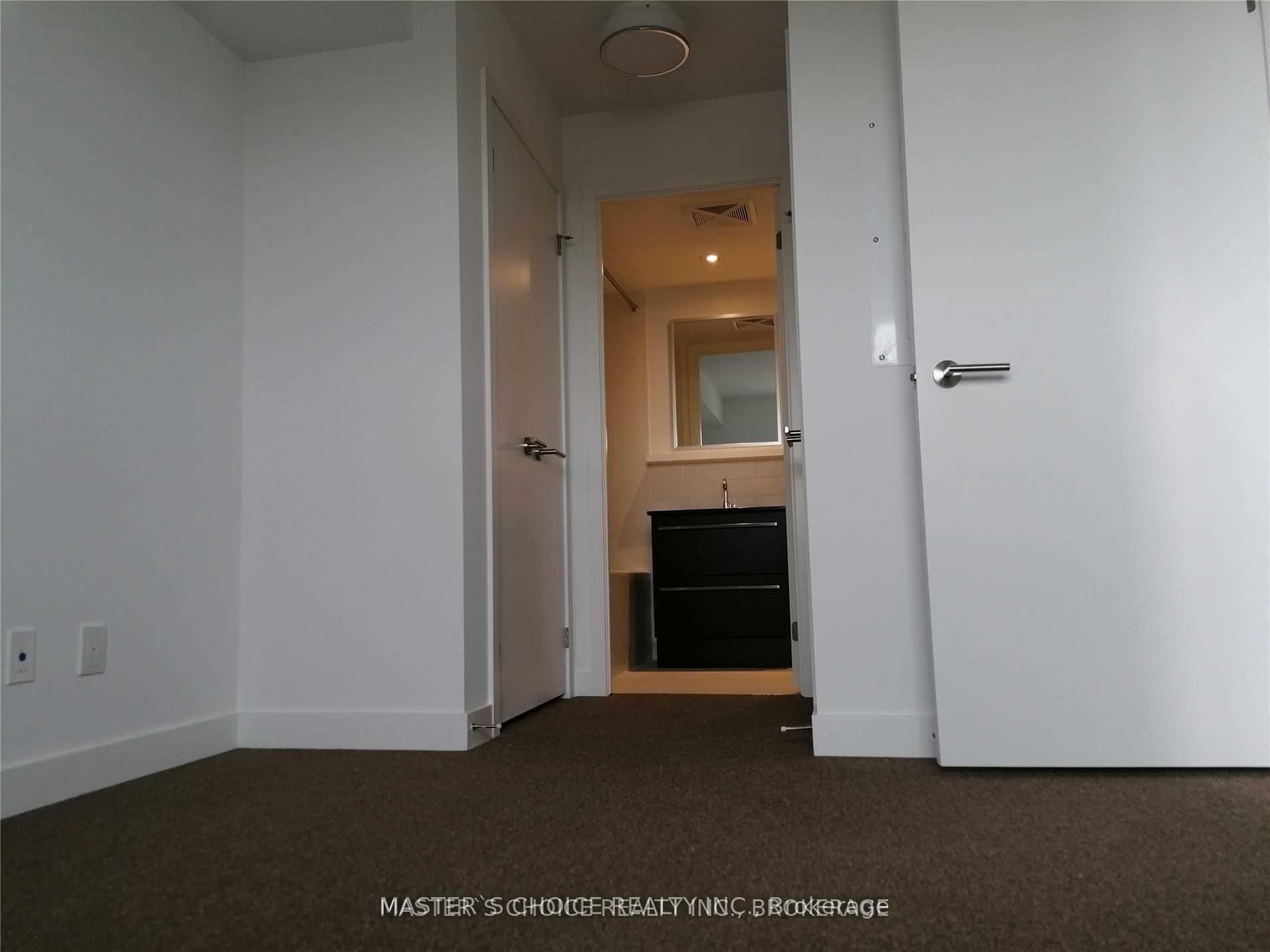 Photo 8 of Unit 1014, 120 Varna Drive, Toronto, Englemount-Lawrence — HOMEH