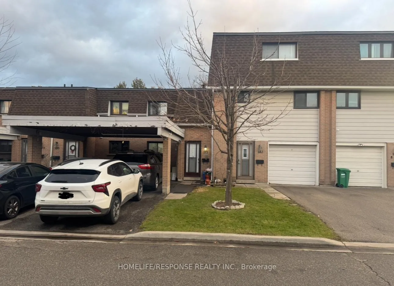 Front of Unit 181, 475 Bramalea Road