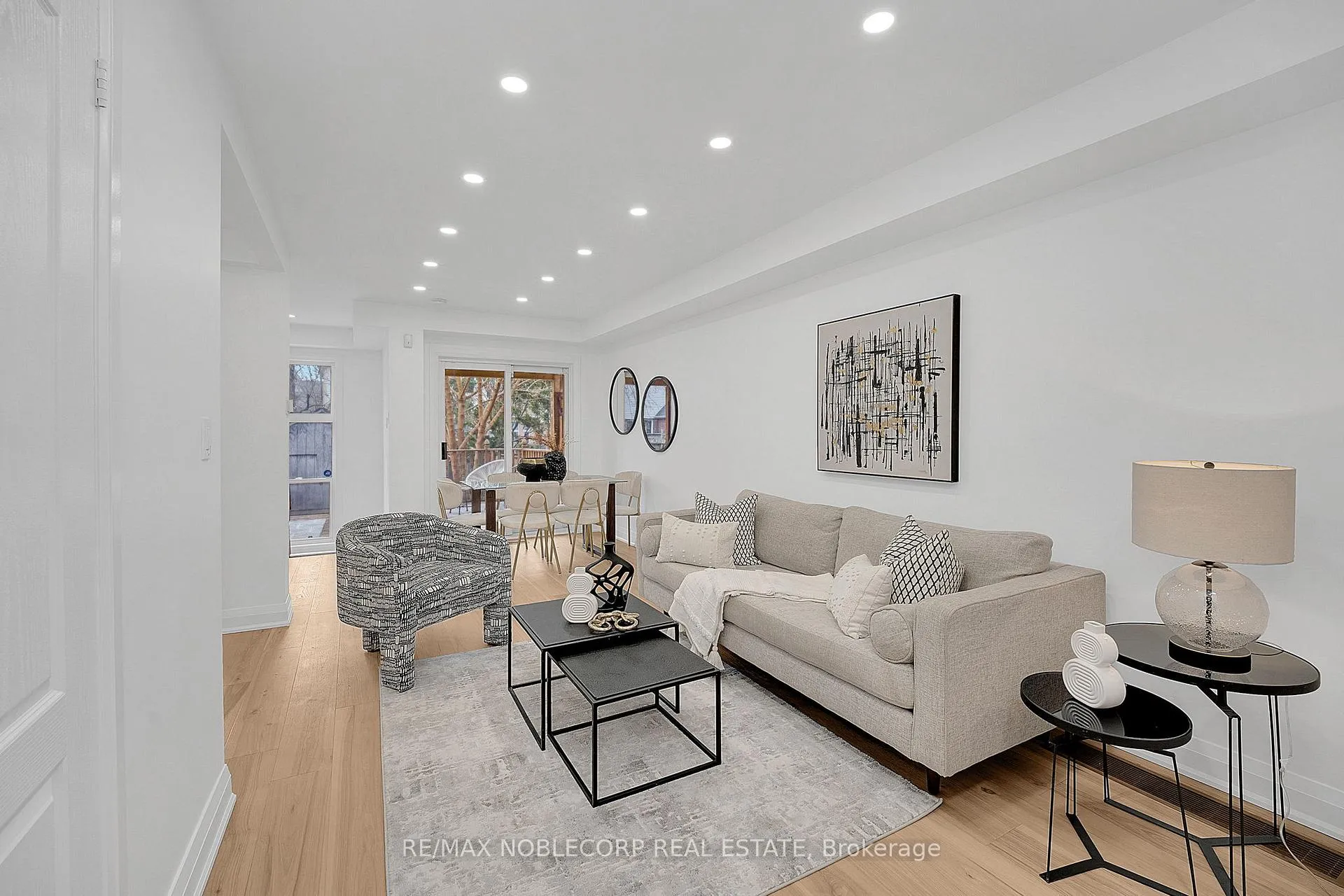 Photo 7 of 29 Mugford Road, Aurora, Bayview Wellington — HOMEH