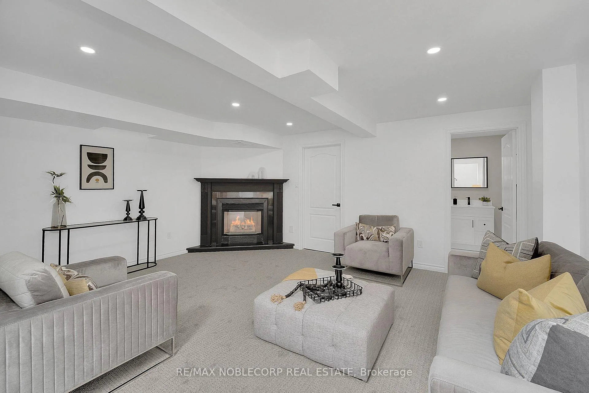 Photo 24 of 29 Mugford Road, Aurora, Bayview Wellington — HOMEH