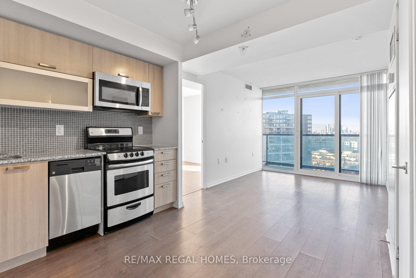 Front of Unit 1609W, 36 Lisgar Street