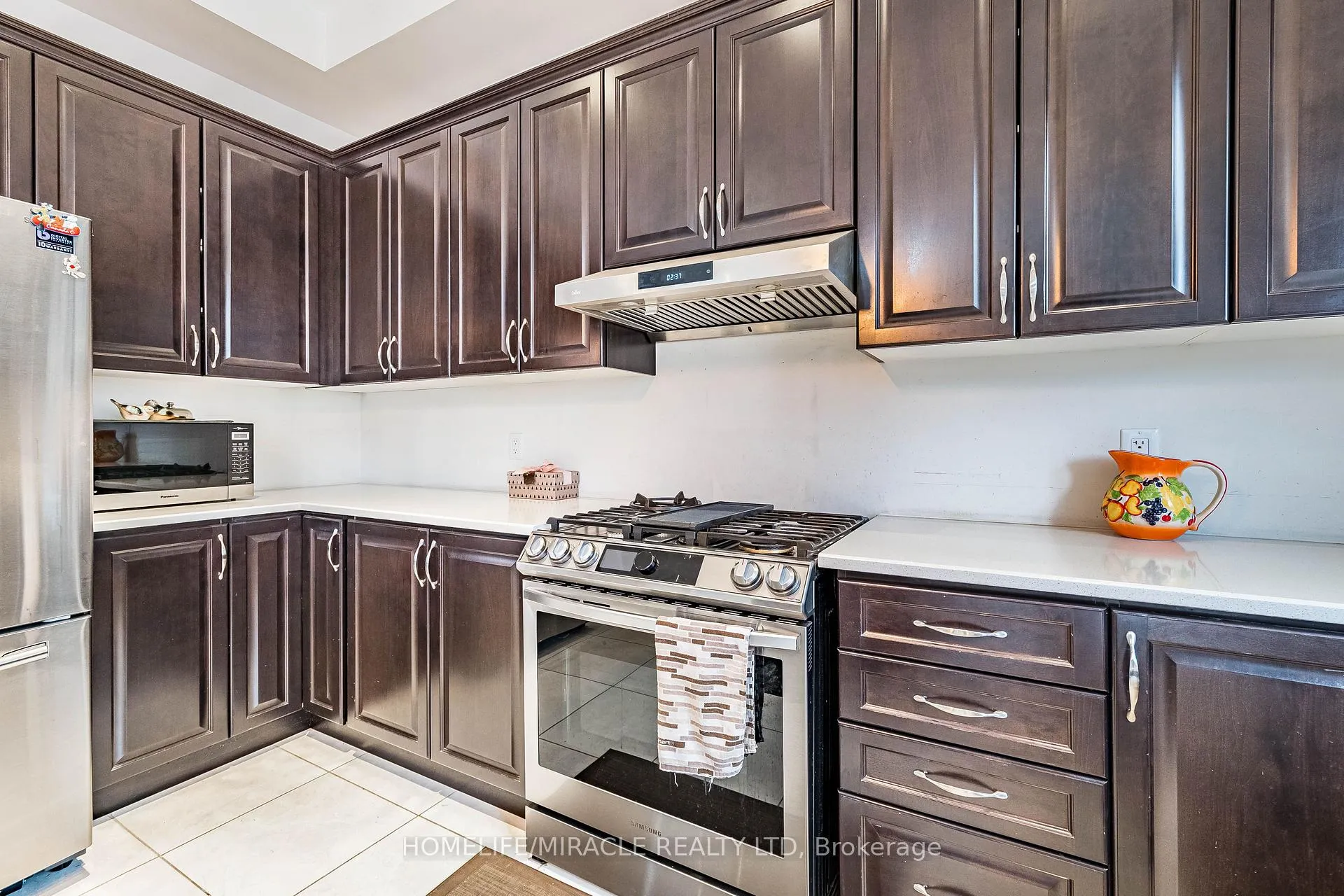 Photo 10 of 22 Longevity Road, Brampton, Northwest Brampton — HOMEH