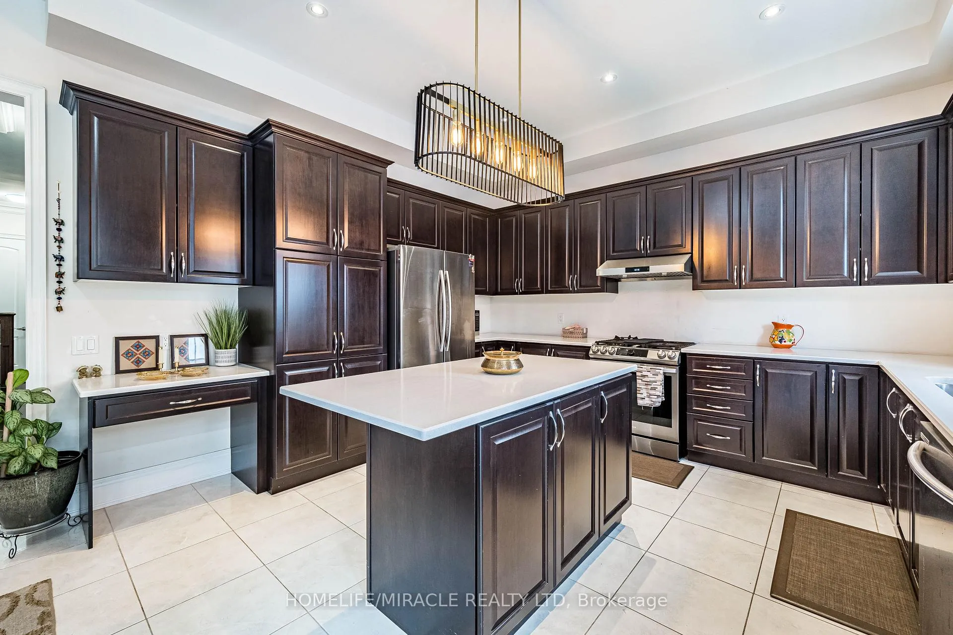 Photo 11 of 22 Longevity Road, Brampton, Northwest Brampton — HOMEH