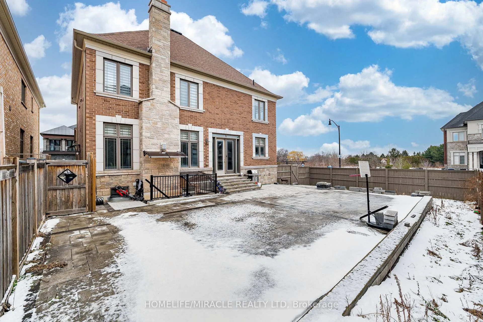 Photo 45 of 22 Longevity Road, Brampton, Northwest Brampton — HOMEH