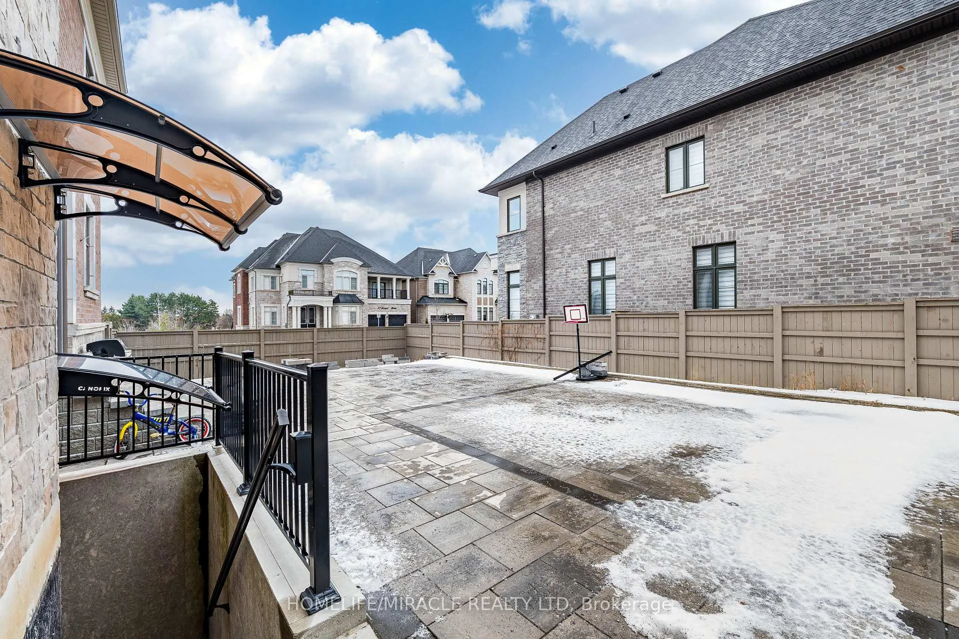 Photo 49 of 22 Longevity Road, Brampton, Northwest Brampton — HOMEH